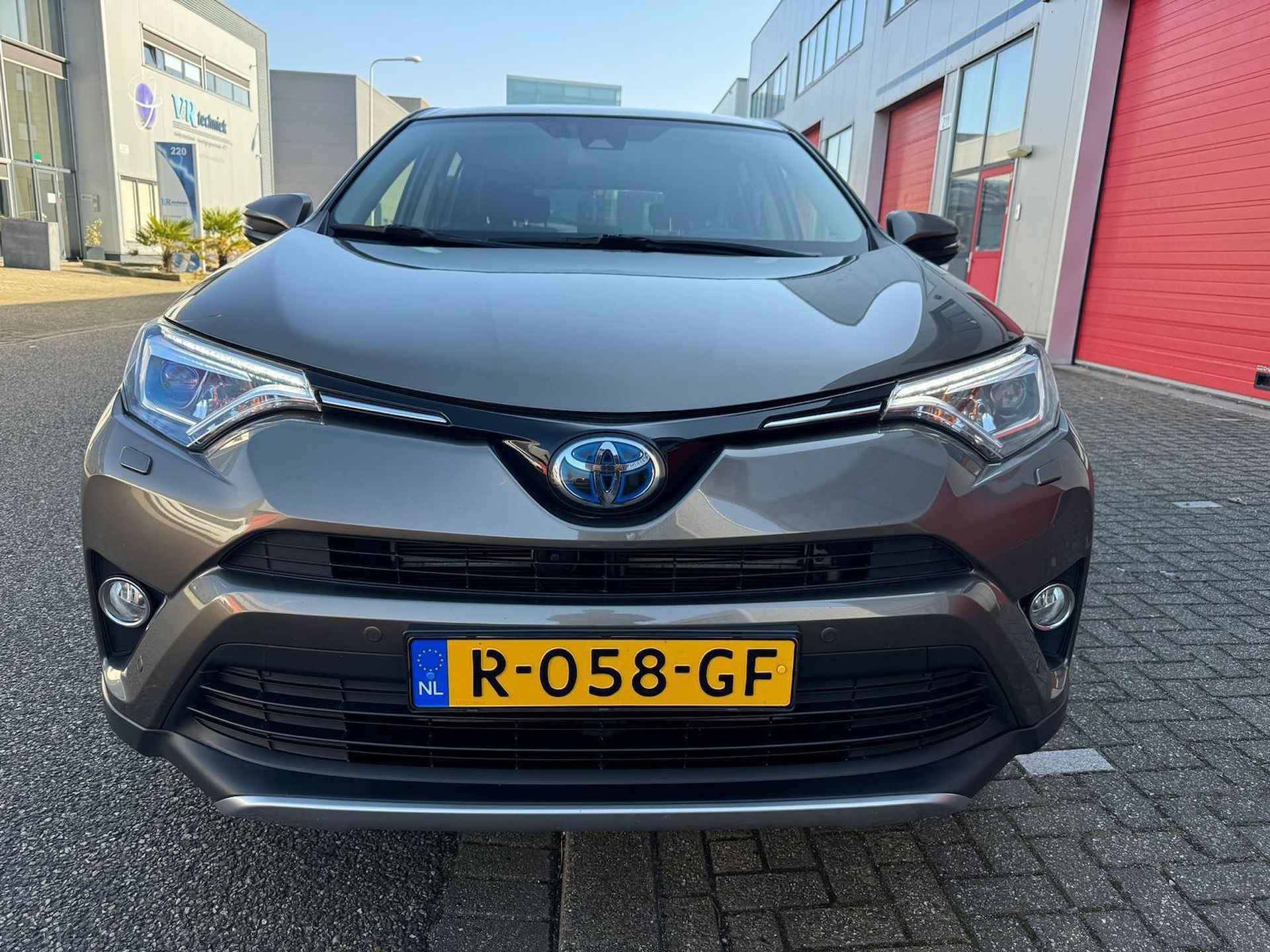 Toyota RAV4 2.5 Hybrid Energy Plus - 6/24