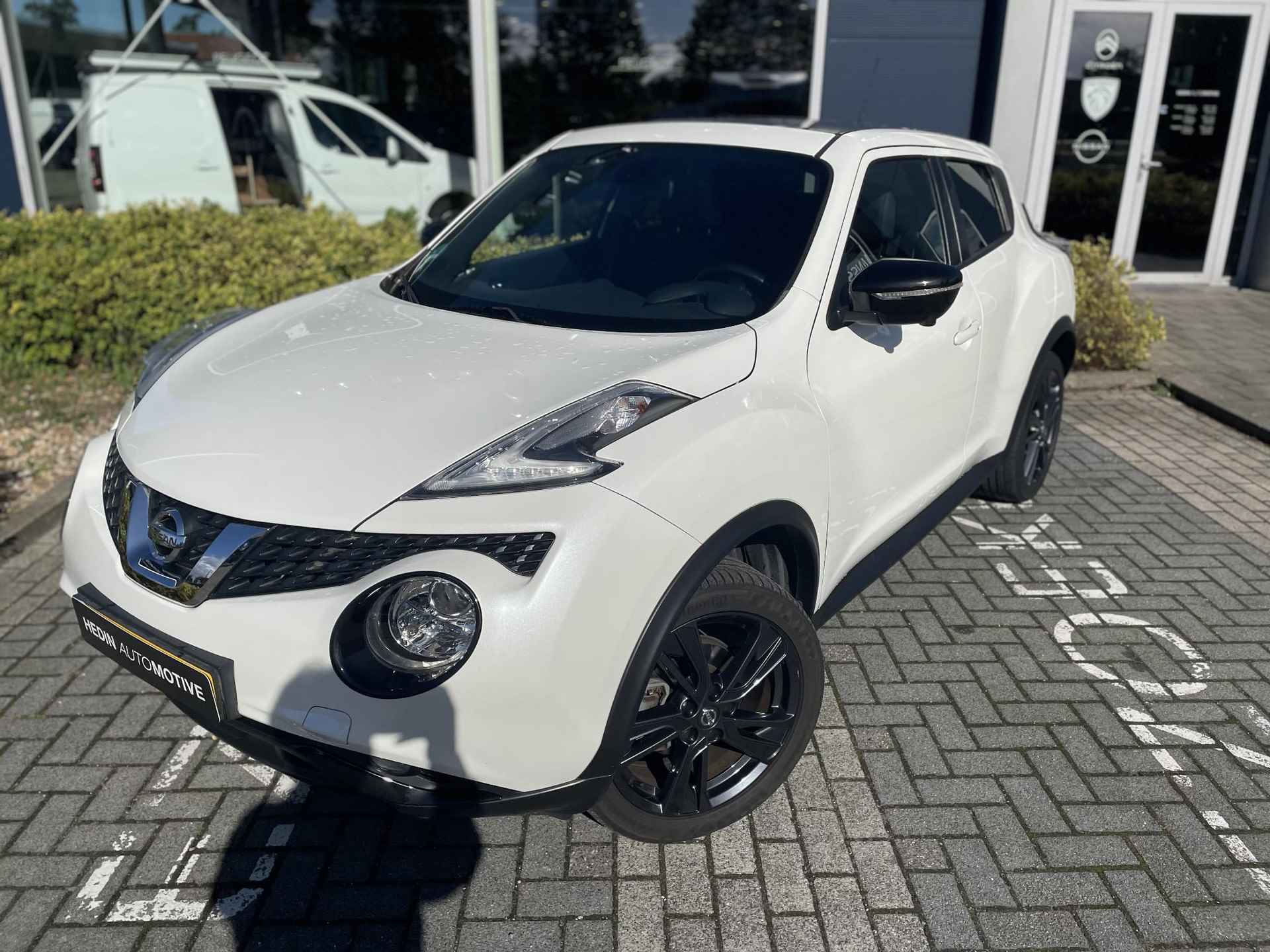 Nissan Juke 1.5 dCi Tekna "EXT Pack, Schuifdak, Leder, 4x Camera, 1e Eigenaar, DLR Onderhouden" - 2/28