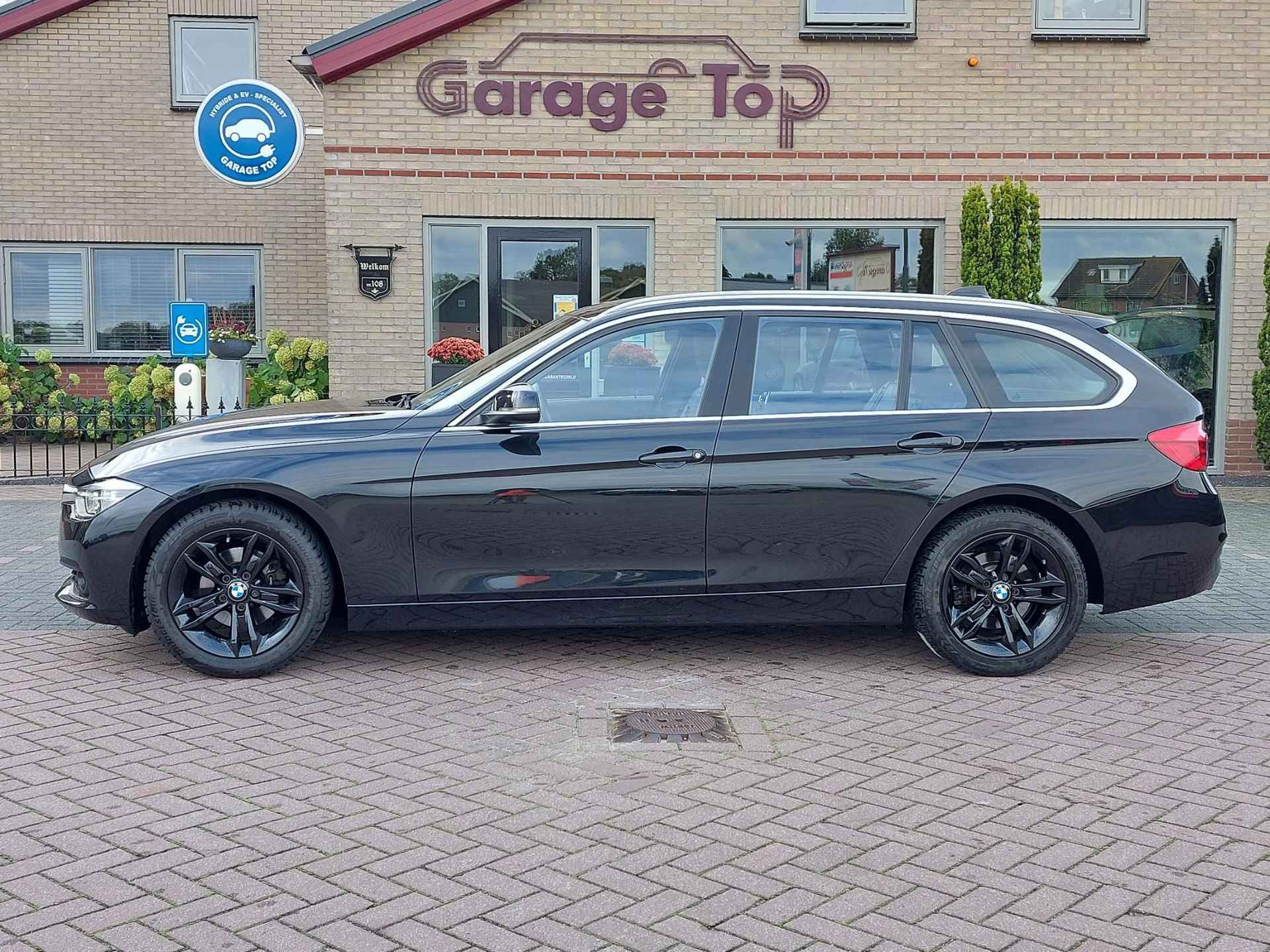 BMW 3-serie Touring 318i High Executive | Leder | Navi | NL auto | Stoelverwarming - 9/43