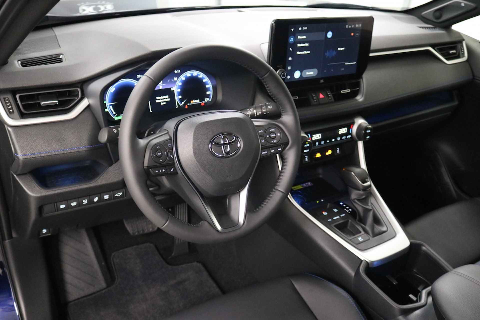 Toyota RAV4 2.5 Hybrid Style Bi-Tone | Innovation Pack - 6/37
