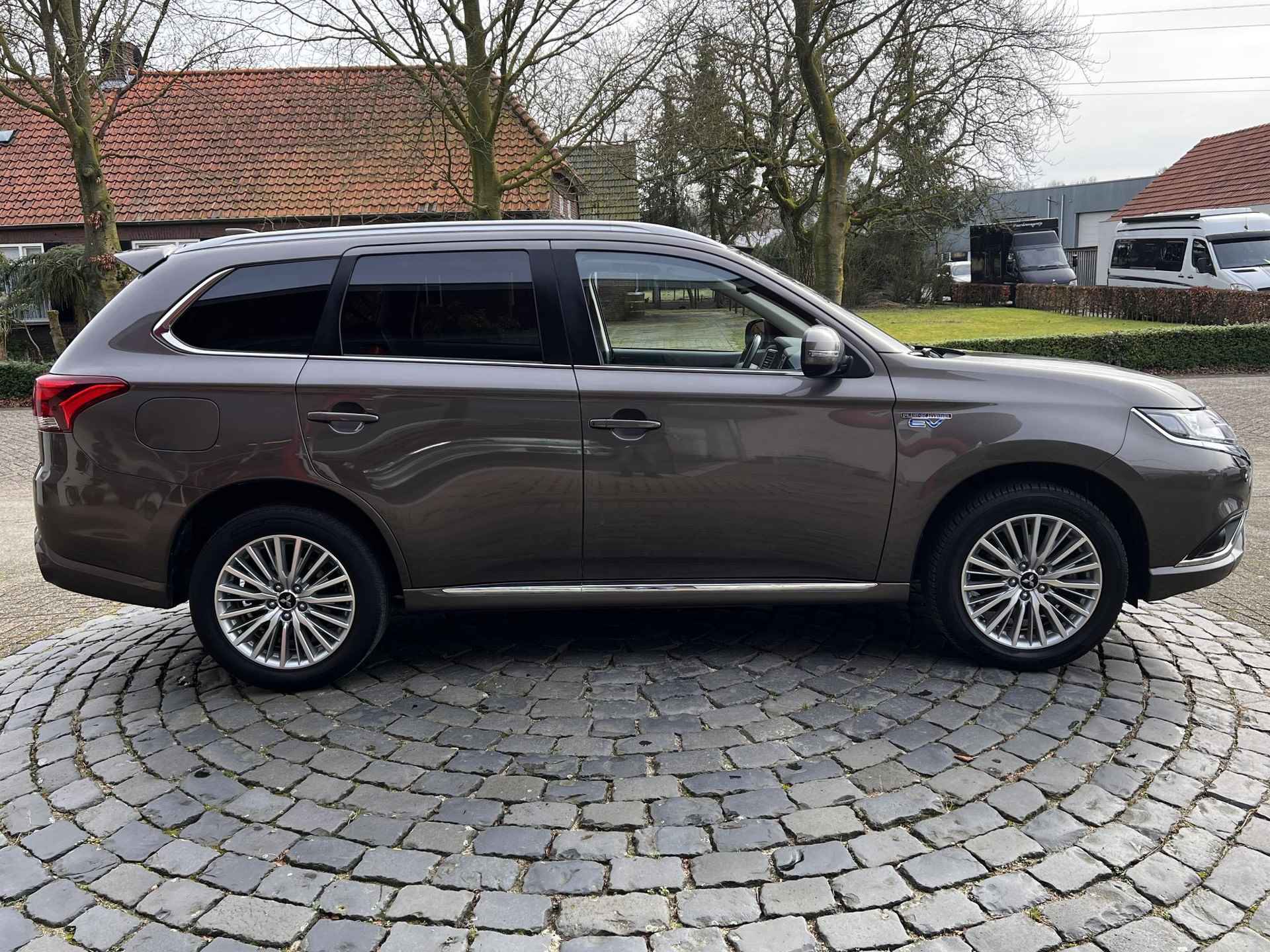 Mitsubishi Outlander 2.4 PHEV Pure+ | Trekhaak | PDC V+A | Carplay | Camera | All-in rijklaarprijs - 6/46