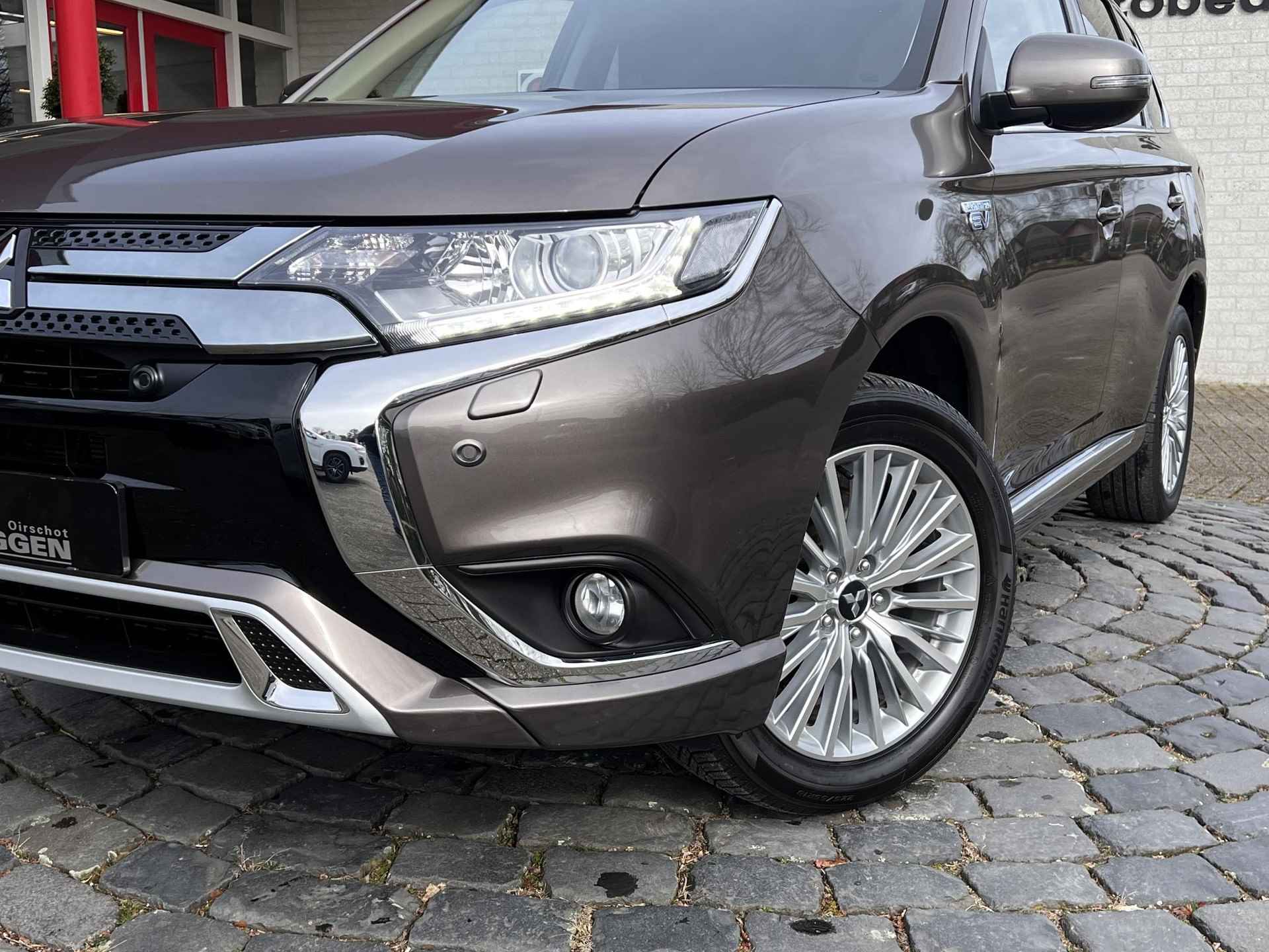 Mitsubishi Outlander 2.4 PHEV Pure+ | Trekhaak | PDC V+A | Carplay | Camera | All-in rijklaarprijs - 24/46