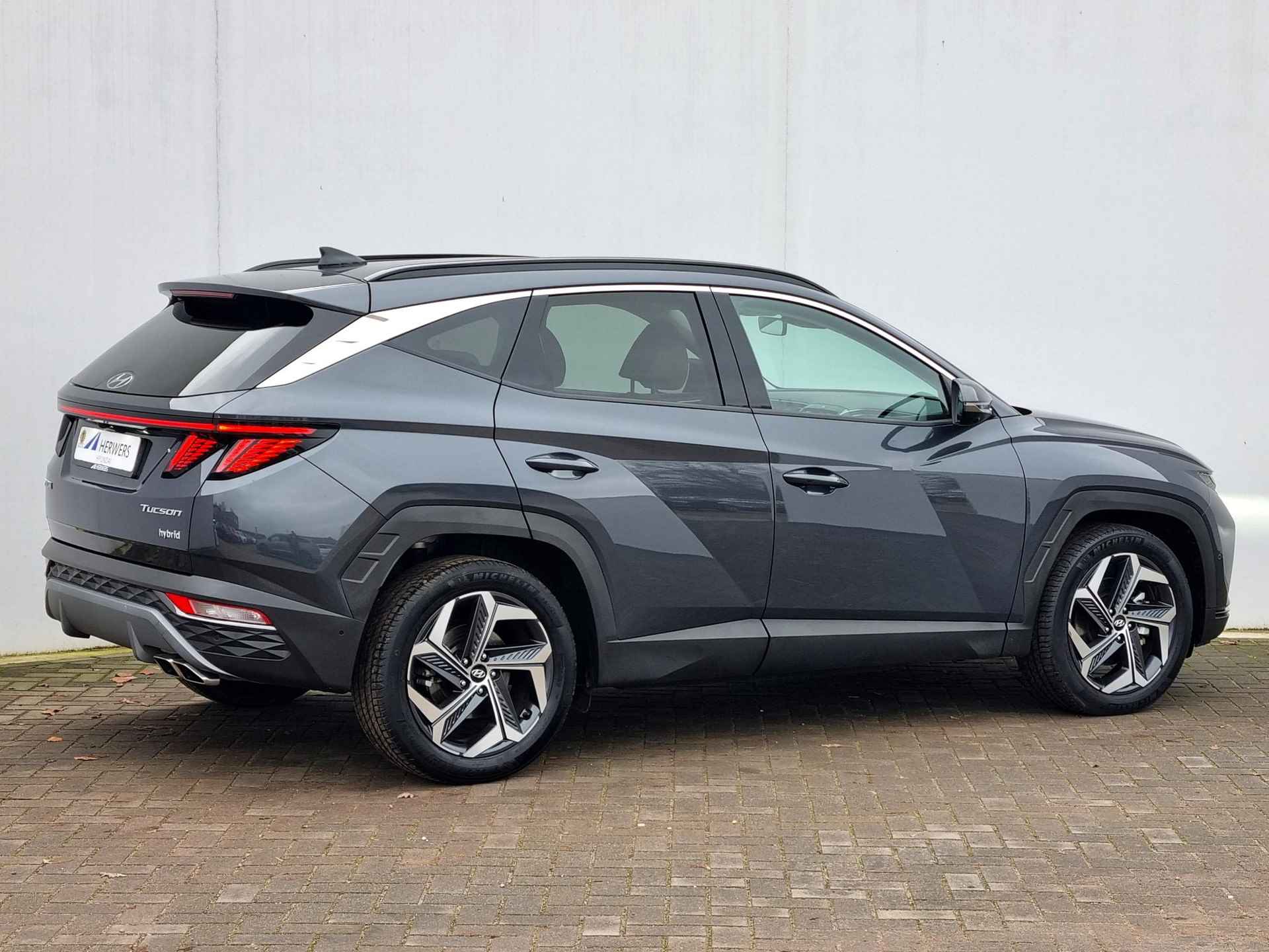 Hyundai Tucson 1.6 T-GDI HEV Premium Sky 230PK Automaat / 1650KG Trekgewicht / Schuif-/Kanteldak / Elektrische Achterklep / Rondomzicht Camera / Cruise Control Adaptief - 3/55