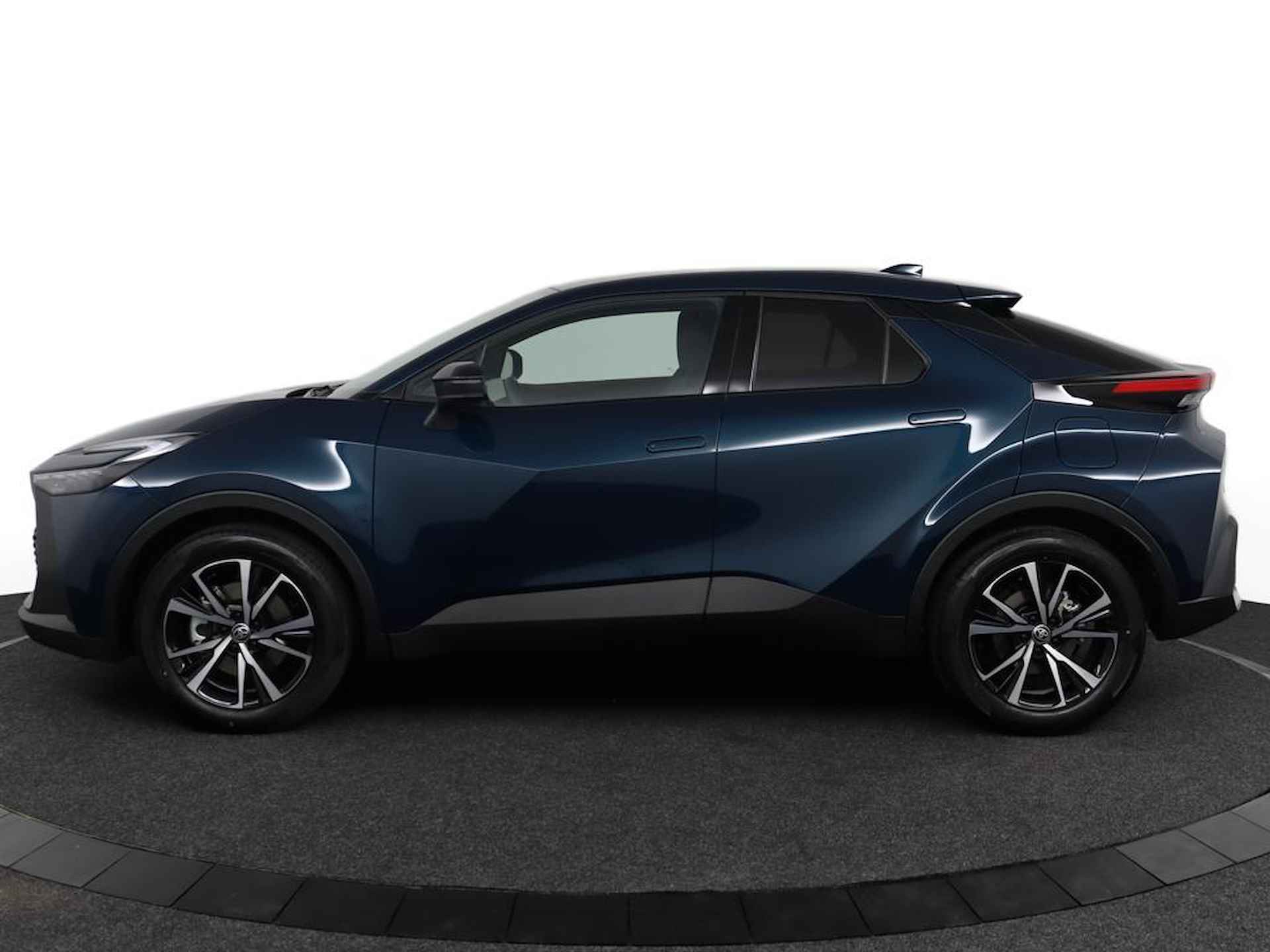 Toyota C-HR 2.0 Plug-in Hybrid 220 First Edition | Nieuw uit voorraad leverbaar! | 10 Jaar garantie! | - 3/60