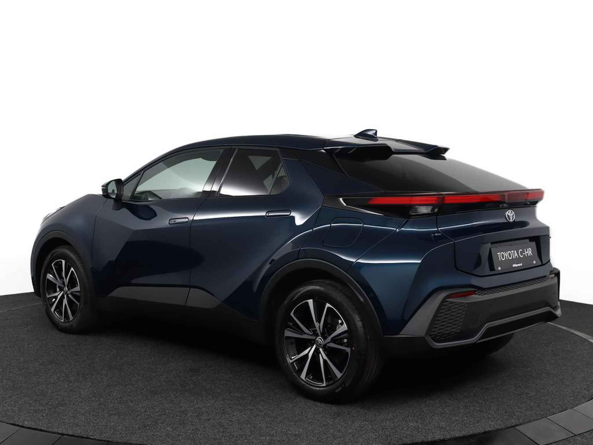 Toyota C-HR 2.0 Plug-in Hybrid 220 First Edition | Nieuw uit voorraad leverbaar! | 10 Jaar garantie! | - 12/60