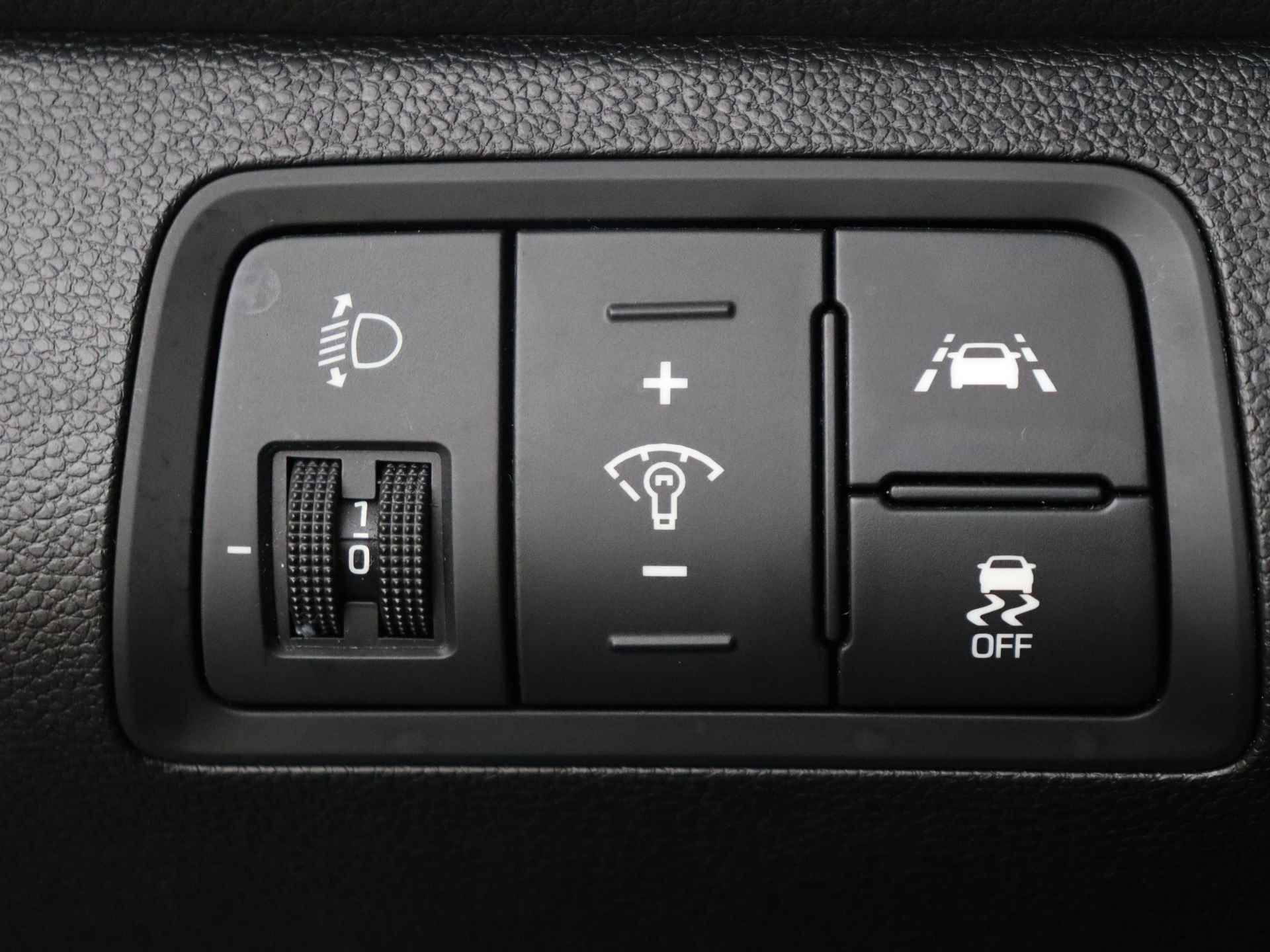 Hyundai i20 1.0 T-GDI Comfort 5 deurs | Navigatie by App | Climate Control - 24/31
