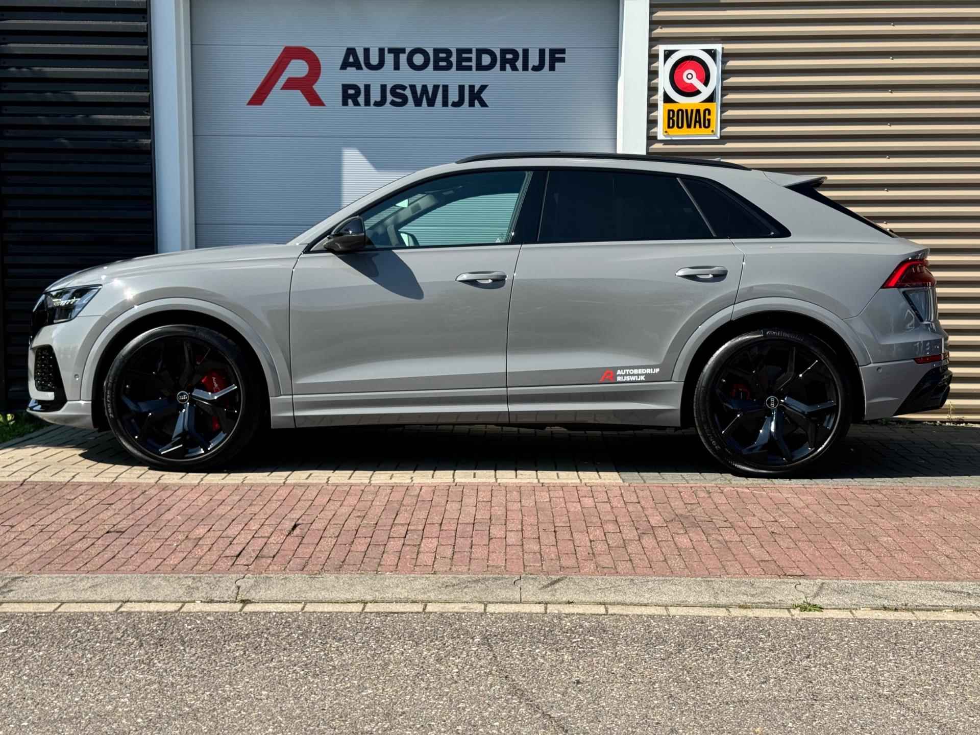 Audi Q8 4.0 TFSI RS Q8 quattro 3DSound/NightVision/Keramisch - 2/38