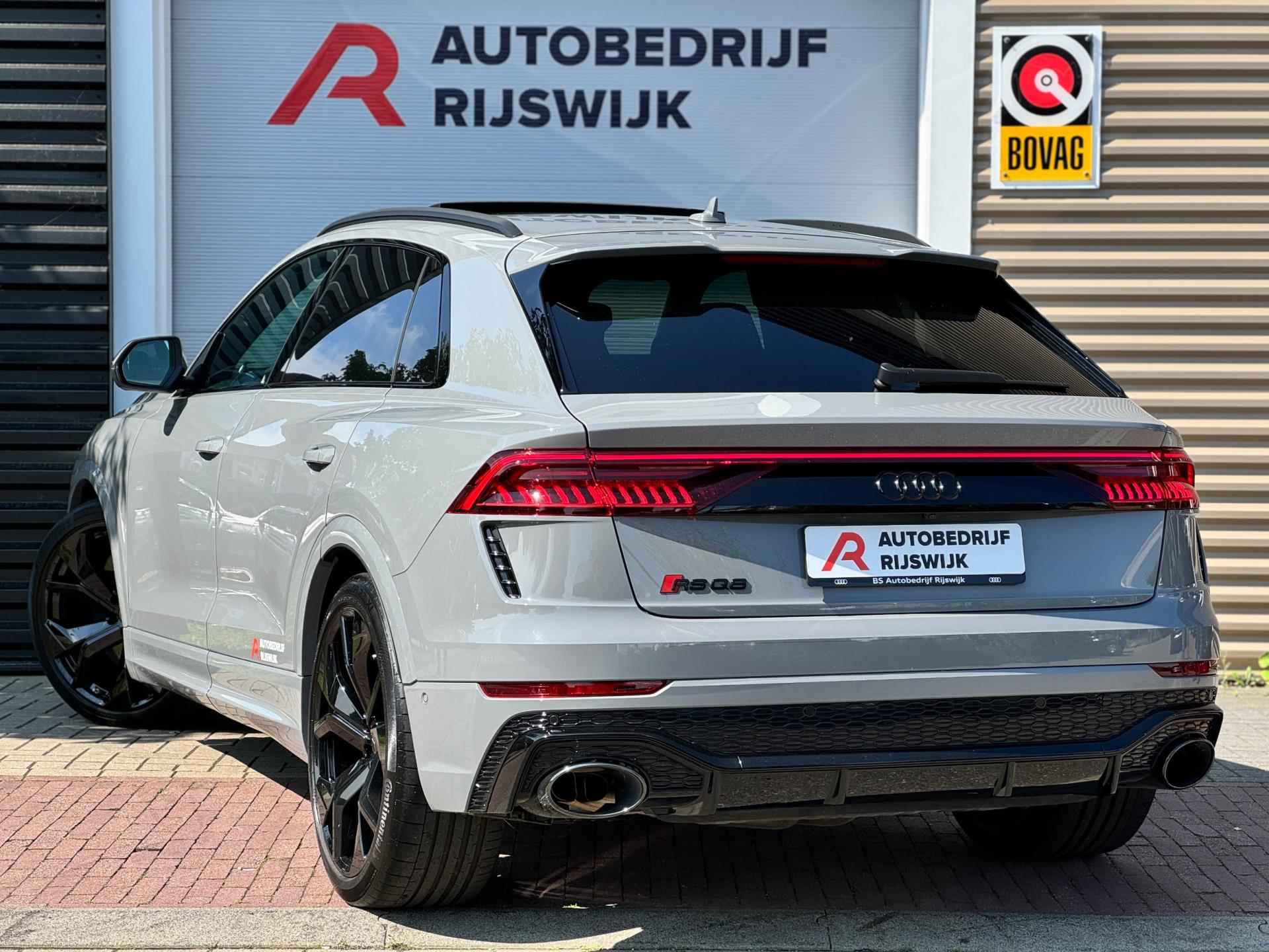 Audi Q8 4.0 TFSI RS Q8 quattro 3DSound/NightVision/Keramisch - 3/38