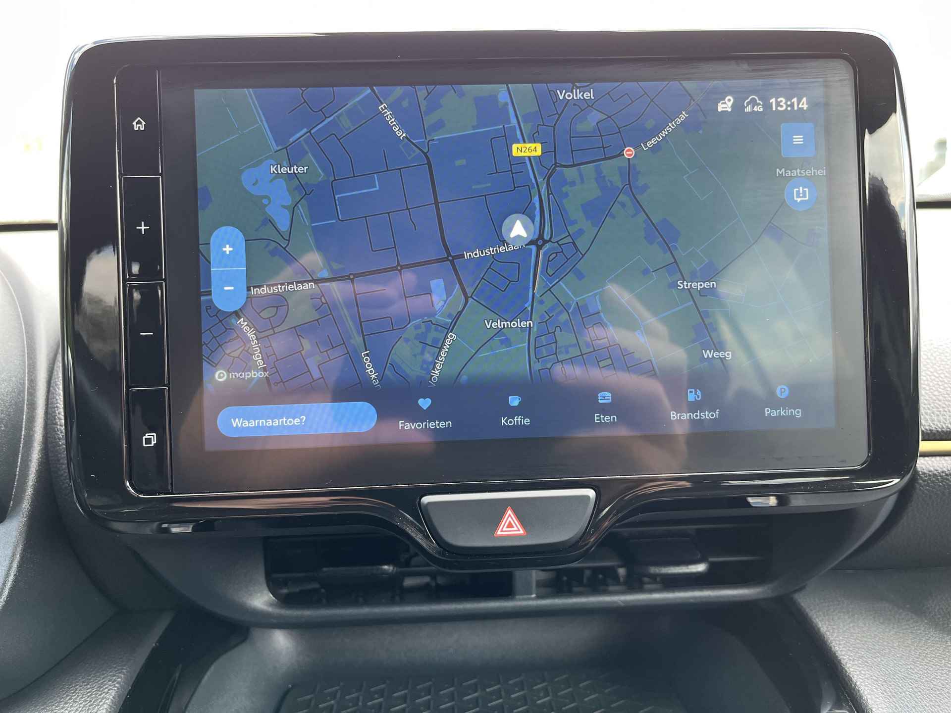 Toyota Yaris Cross 1.5 Hybrid Adventure AWD | Navigatie | Apple CarPlay/Android auto | Achteruitrijcamera | Elektrische achterklep - 17/32