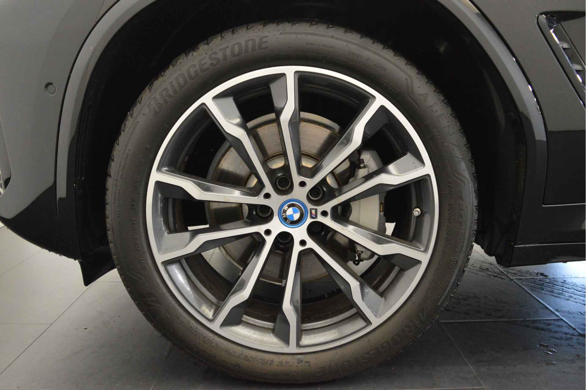 BMW X3 xDrive30e High Executive M Sport Automaat / Panoramadak / Trekhaak / Sportstoelen / Laserlight / Parking Assistant / Head-Up / Stoelverwarming / Live Cockpit Professional - 5/23