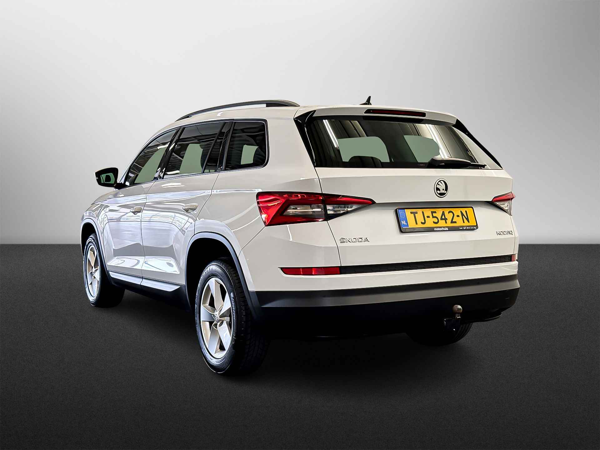 SKODA Kodiaq 1.4 TSI 125PK 7ZITS AMBITION BUSINESS NAVI LEDER TREKHAAK NAP - 2/31