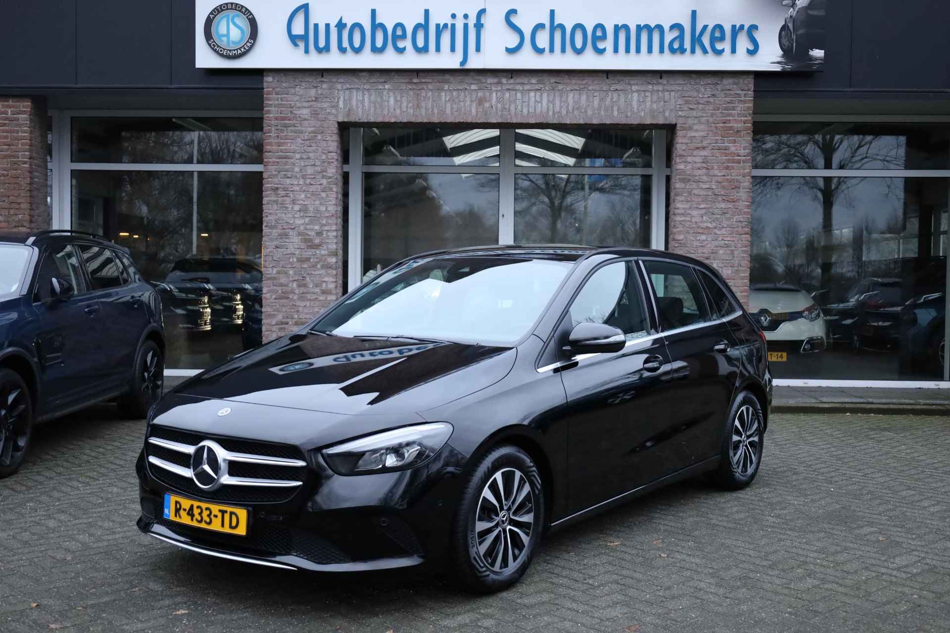 Mercedes-Benz B-klasse 180 Premium CARPLAY STOELVERW. ELEK.TREKHAAK DAB HALFLEER NAVI LMV 2xPDC - 48/49