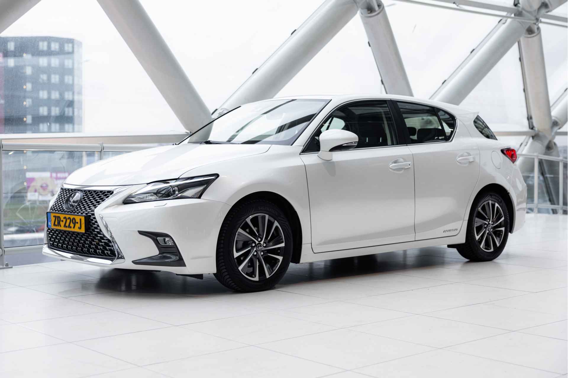 Lexus CT 200h Edition 30 | Adaptieve Cruise Control | Navigatie | - 38/53