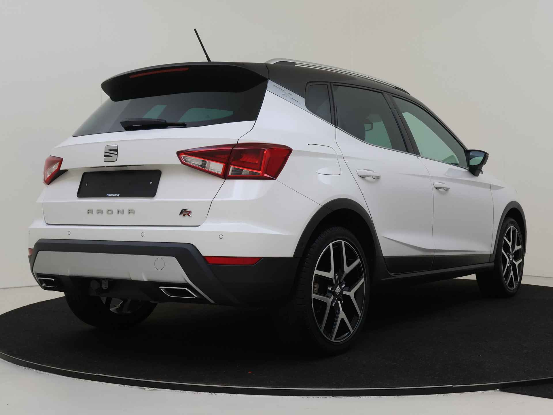 SEAT Arona 1.0 TSI FR Launch Edition | Full LED | Parkeersensoren | Navigatie - 11/44