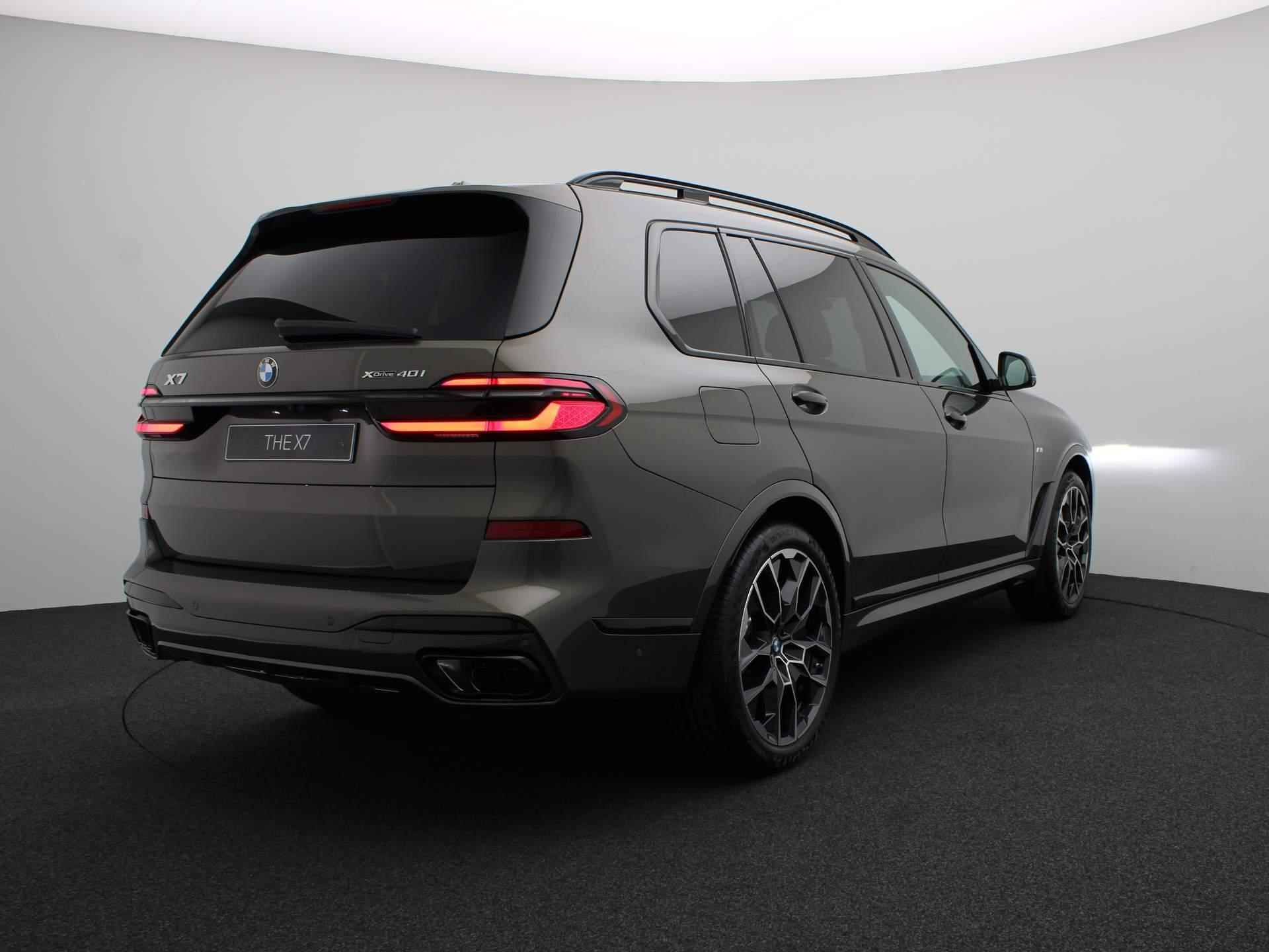 BMW X7 xDrive40i | M Sportpakket Pro | Comfort Pack | Exclusive Pack - 2/40