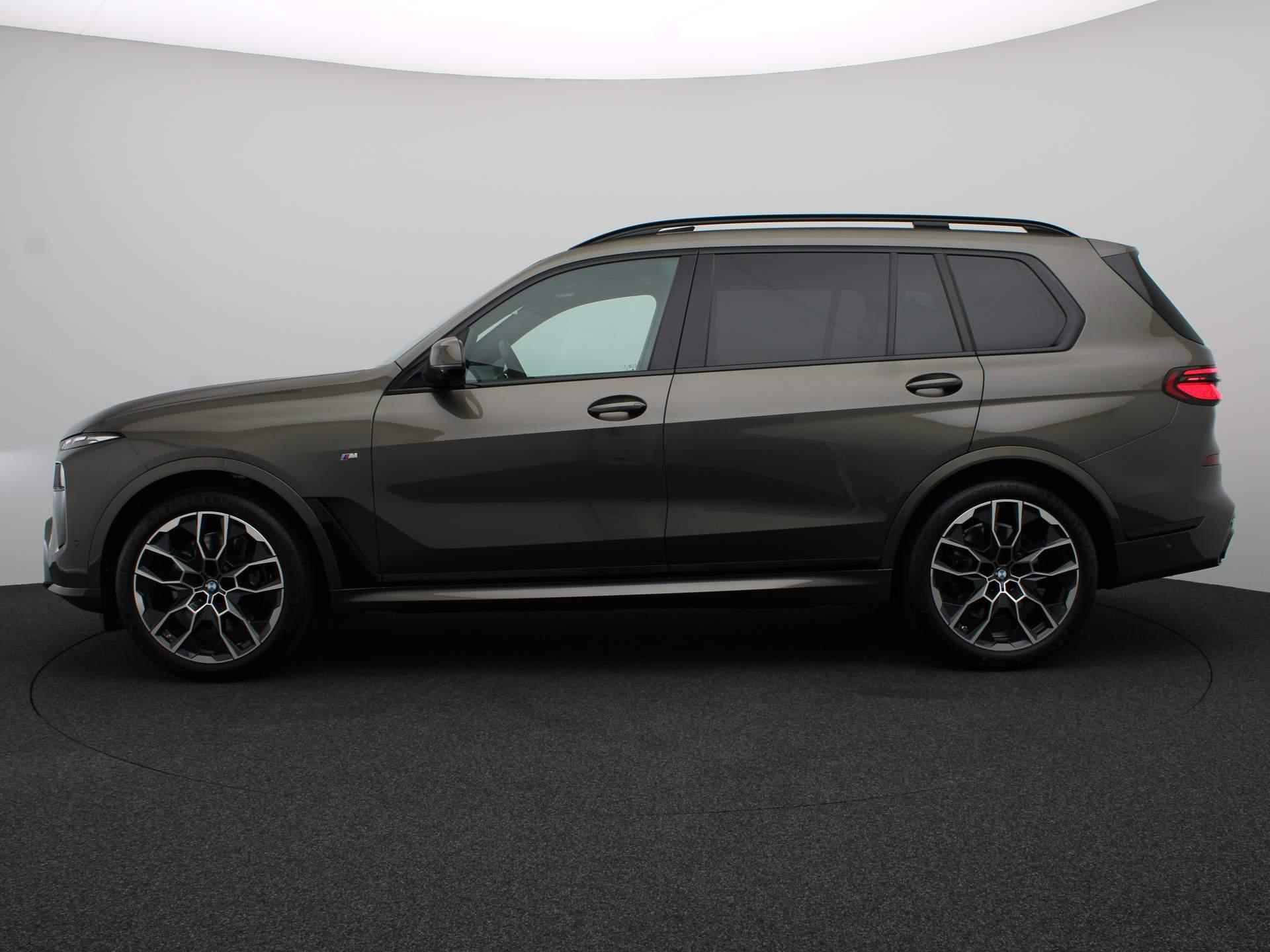 BMW X7 xDrive40i | M Sportpakket Pro | Comfort Pack | Exclusive Pack - 4/40