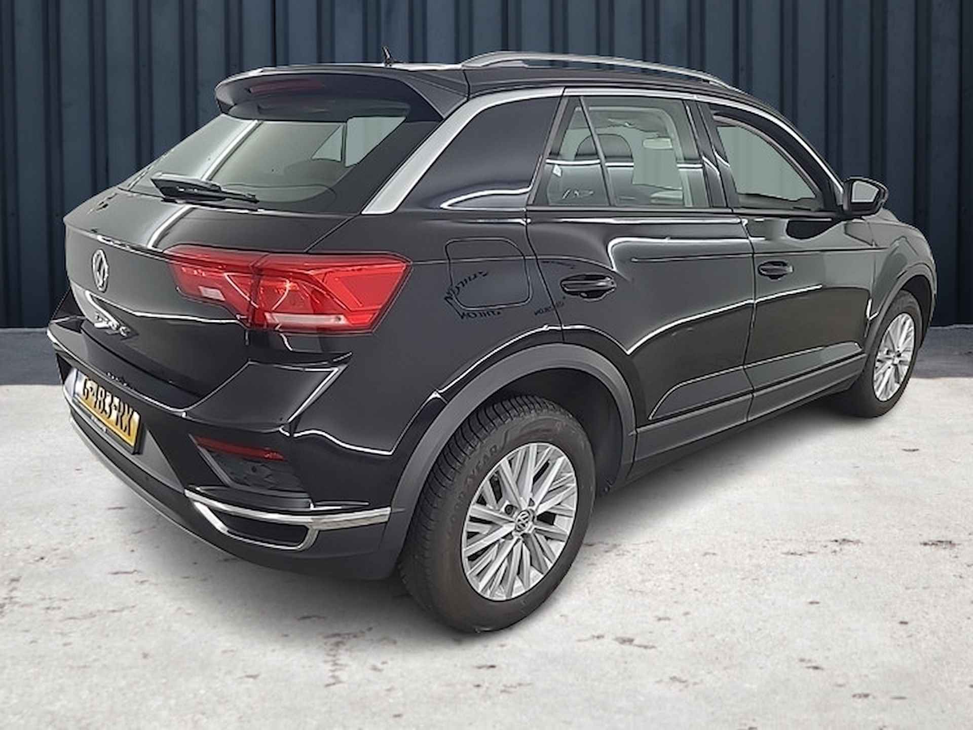 Volkswagen T-Roc 1.5 TSI Style (150 PK) 1e-Eigen, Keurig-Onderh, 12-Mnd-Bovag, Nl-Auto, Zwart-Parelmoer, Achterklep-Elecktrisch, Navigatie/Apple-Carplay/Android-Auto, Klasse-3 Alarm, Adaptieve-Cruisecontrol, - 4/24