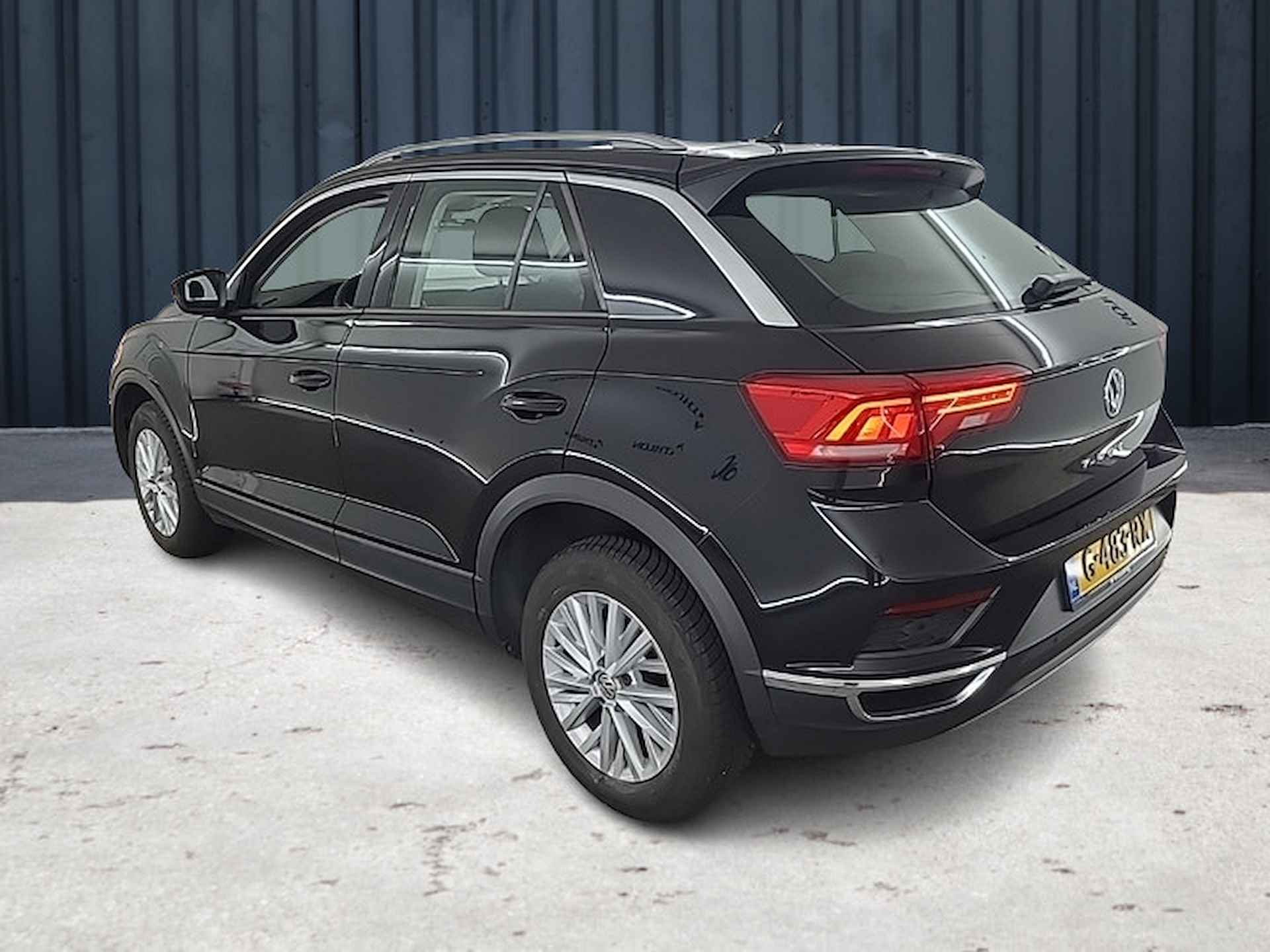 Volkswagen T-Roc 1.5 TSI Style (150 PK) 1e-Eigen, Keurig-Onderh, 12-Mnd-Bovag, Nl-Auto, Zwart-Parelmoer, Achterklep-Elecktrisch, Navigatie/Apple-Carplay/Android-Auto, Klasse-3 Alarm, Adaptieve-Cruisecontrol, - 5/24