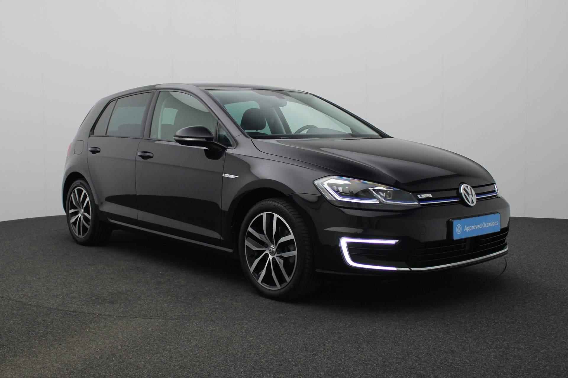 Volkswagen e-Golf 136PK | Navi | Parkeersensoren voor/achter | ACC - 28/34