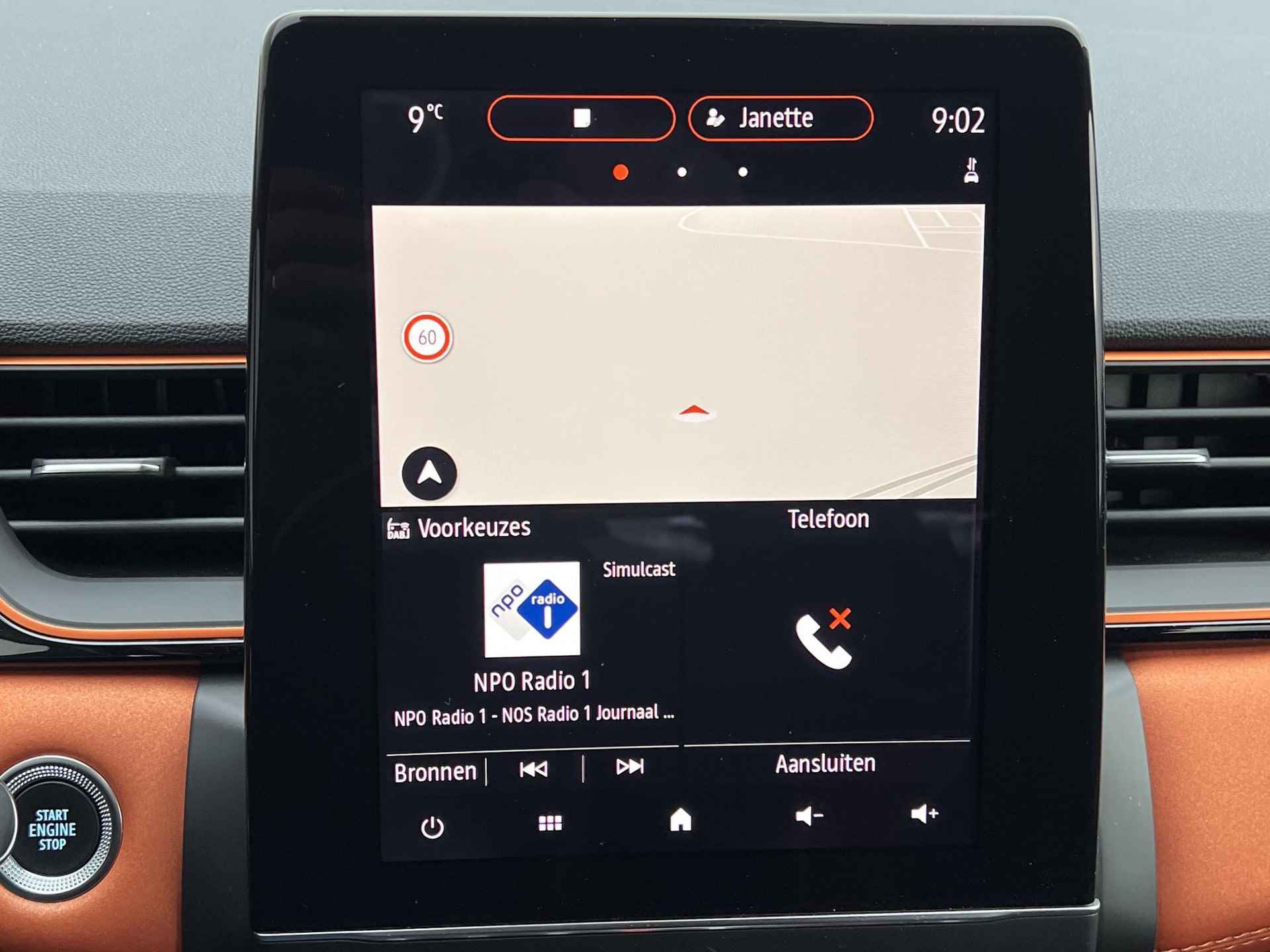 Renault Captur 1.6 E-Tech Plug-in Hybrid 160 Intens Automaat / Navigatie groot scherm / Camera / Apple Carplay Android Auto / - 43/57