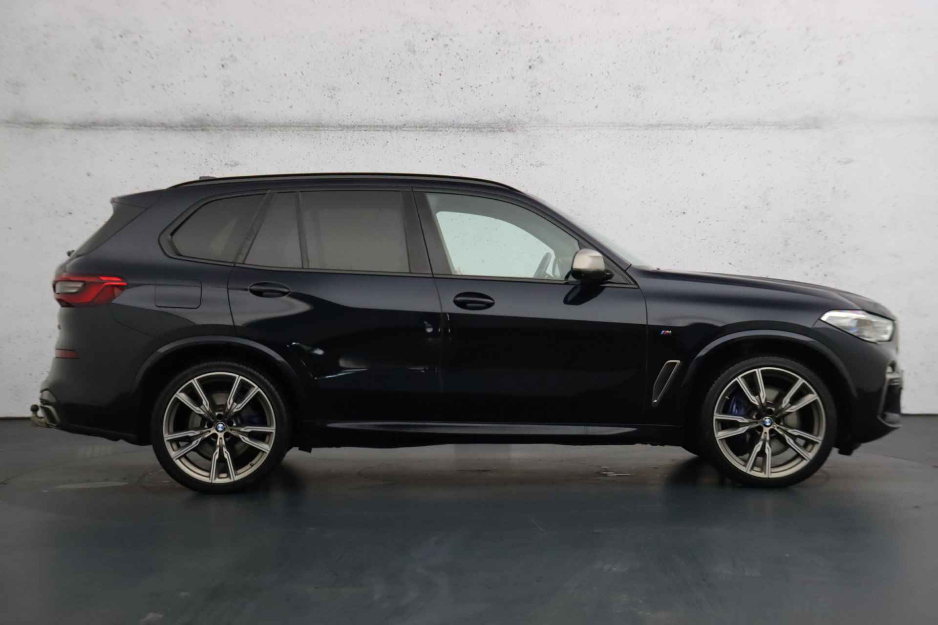 BMW X5 M50i M-Sport | Panoramadak | Full options | Soft close | Trekhaak | Massagestoelen - 26/36