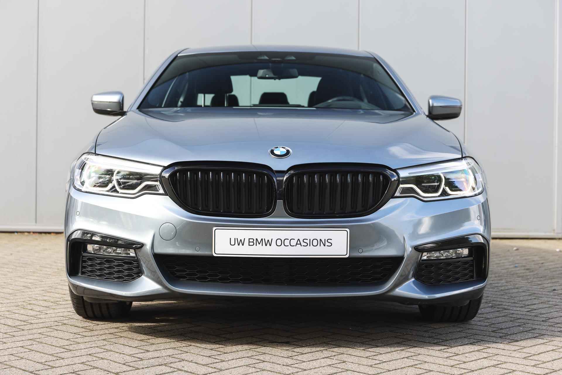 BMW 5 Serie 540i High Executive M Sport Automaat / Adaptieve LED / Achteruitrijcamera / Stoelventilatie / Soft Close / Adaptief onderstel / Head-Up / Apple CarPlay - 6/36