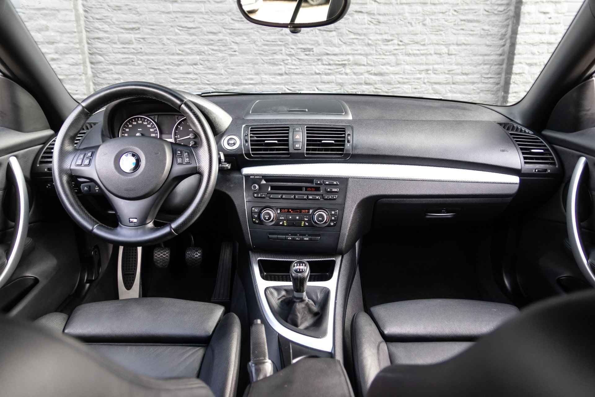 BMW 1 Serie Cabrio 118i M-sport | Sportleder | PDC | Historie bekend | 92.000km | Nieuwstaat - 28/34