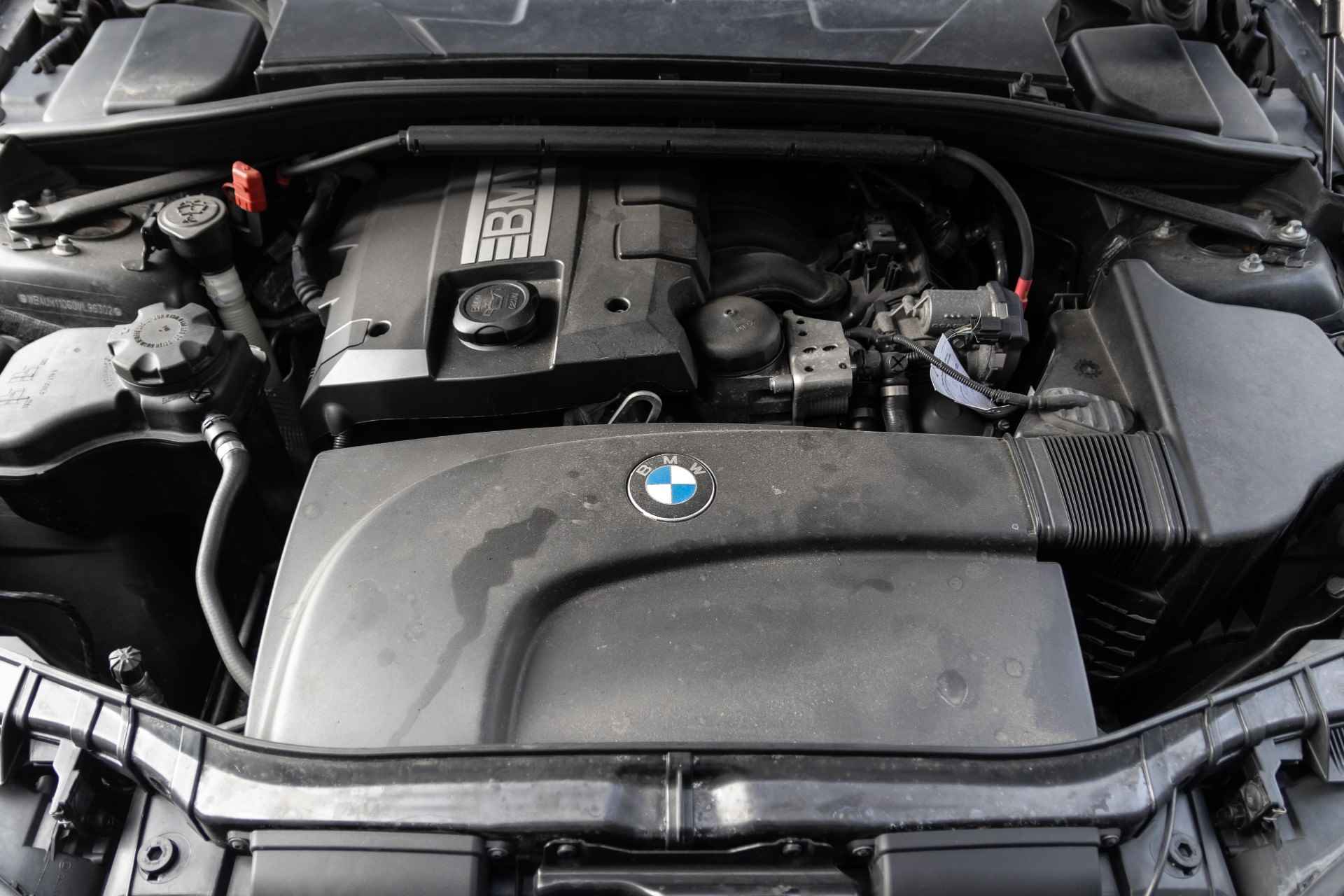 BMW 1 Serie Cabrio 118i M-sport | Sportleder | PDC | Historie bekend | 92.000km | Nieuwstaat - 32/34