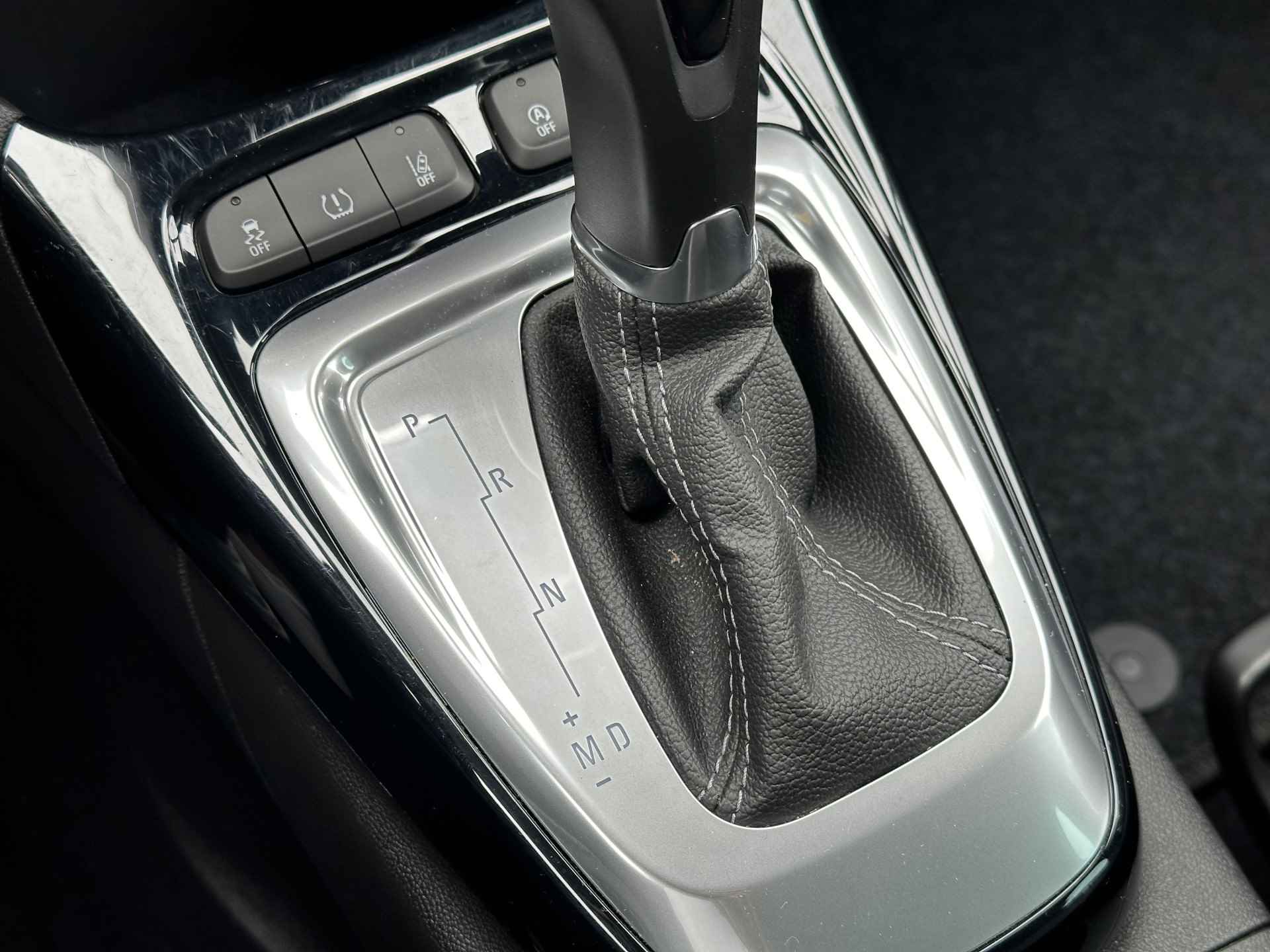 Opel Crossland 1.2 Turbo Elegance Automaat/Stoel en stuurverwarming/Camera. - 34/41