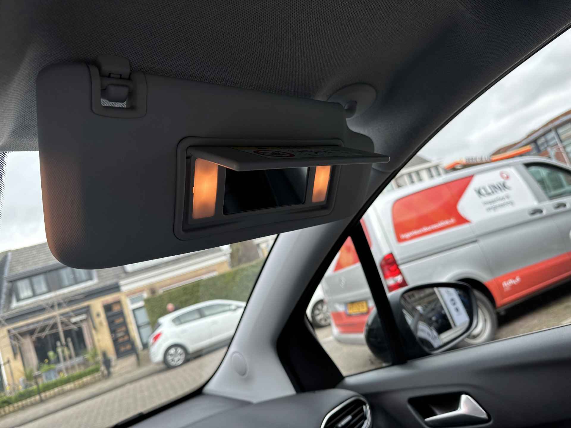 Opel Crossland 1.2 Turbo Elegance Automaat/Stoel en stuurverwarming/Camera. - 39/41