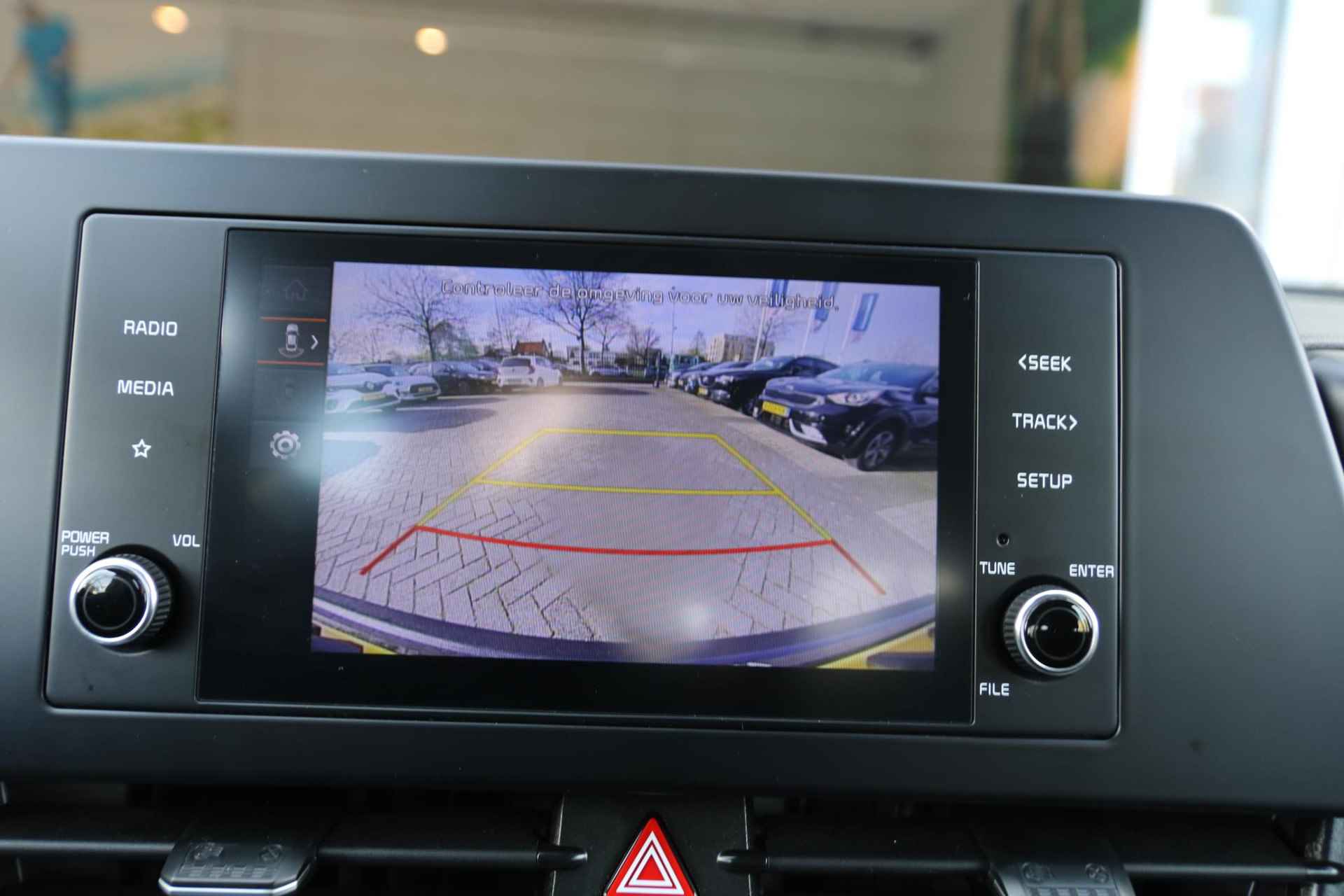 Kia Sportage 1.6 T-GDi MHEV DynamicLine | Airco | Camera | Stuurverwarming | Stoelverwarming | LM Velgen | Parkeersensor voor en achter | Cruise Control | Android auto / Apple Carplay | - 22/27
