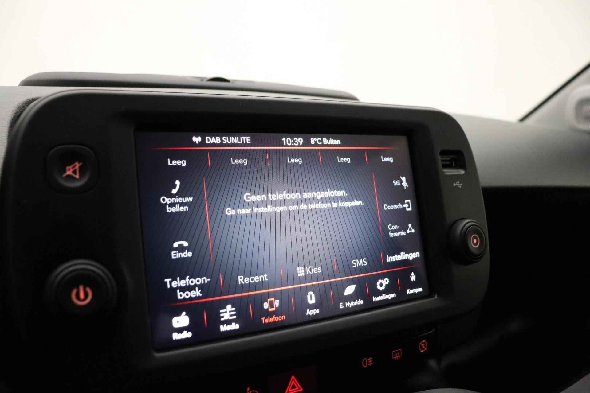Fiat Panda 1.0 Hybrid City Life | Navigatie via Apple Carplay | Dakrails | DAB Radio | 5 Zitplaatsen | Bluetooth - 20/30