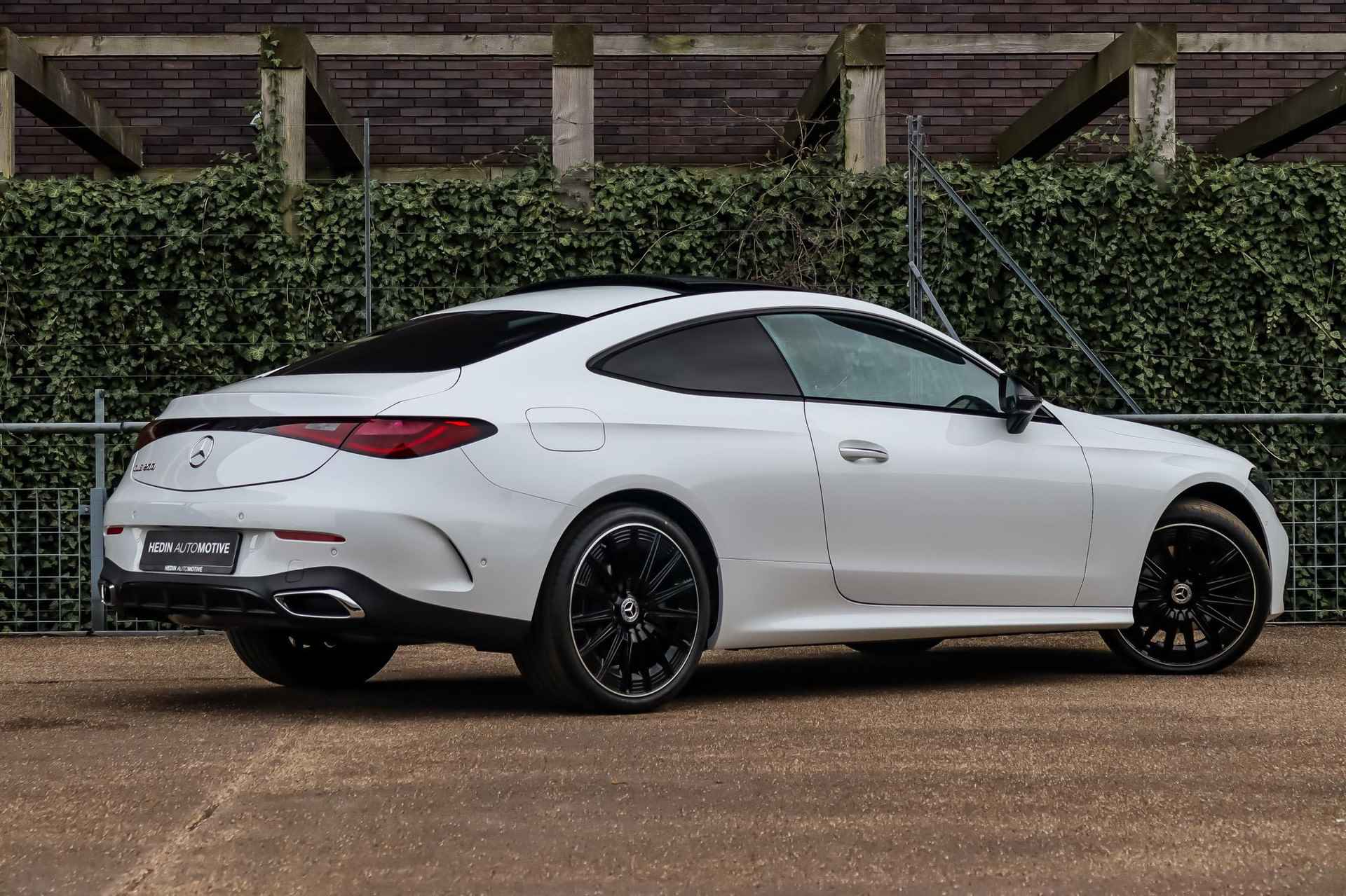 Mercedes-Benz CLE CLE 200 Coupé Automaat AMG Line | Premium Pakket | Rijassistentiepakket Plus | Nightpakket | Panoramadak - 27/36