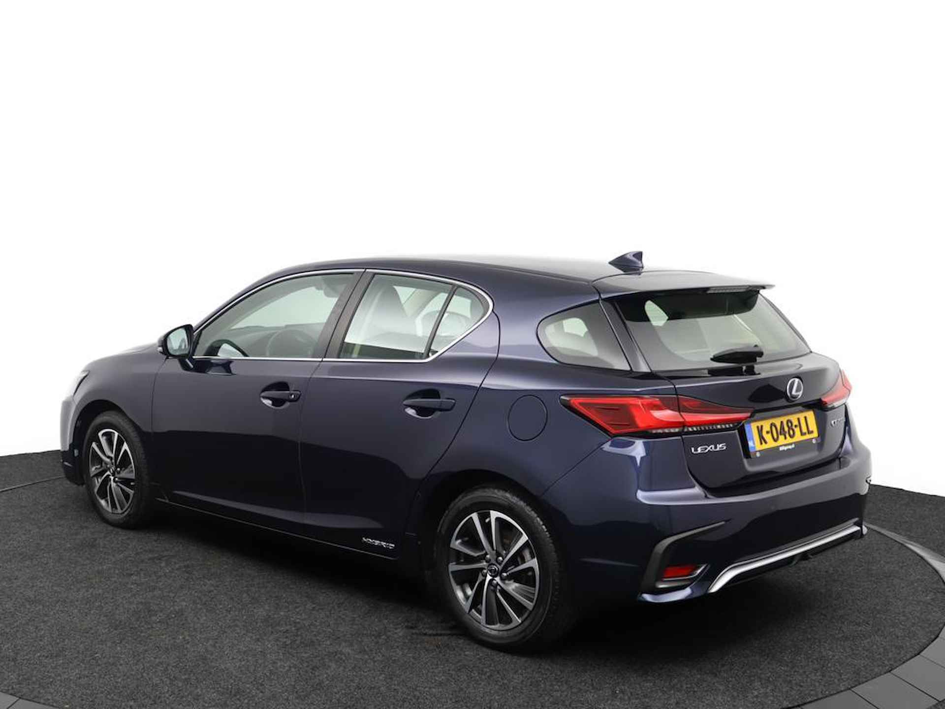 Lexus CT 200h Ultimate Edition | Adaptive Cruise Control | Lane Assist | Premium navigatie | Parkeersensoren voor & achter - 12/44