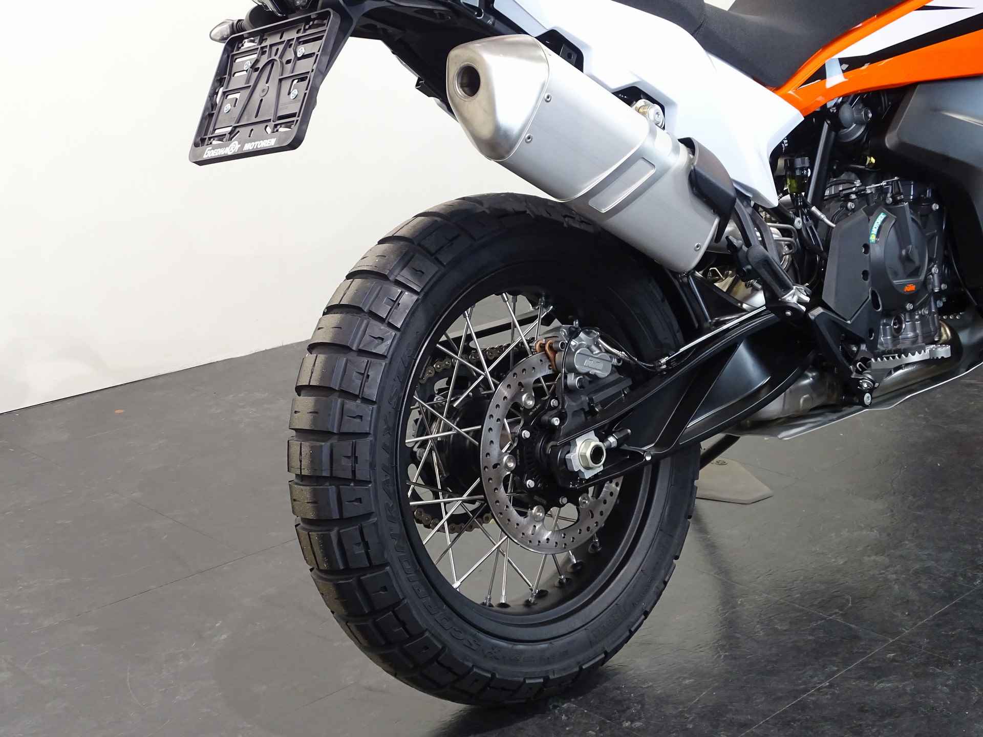 KTM 890 ADVENTURE - 6/11