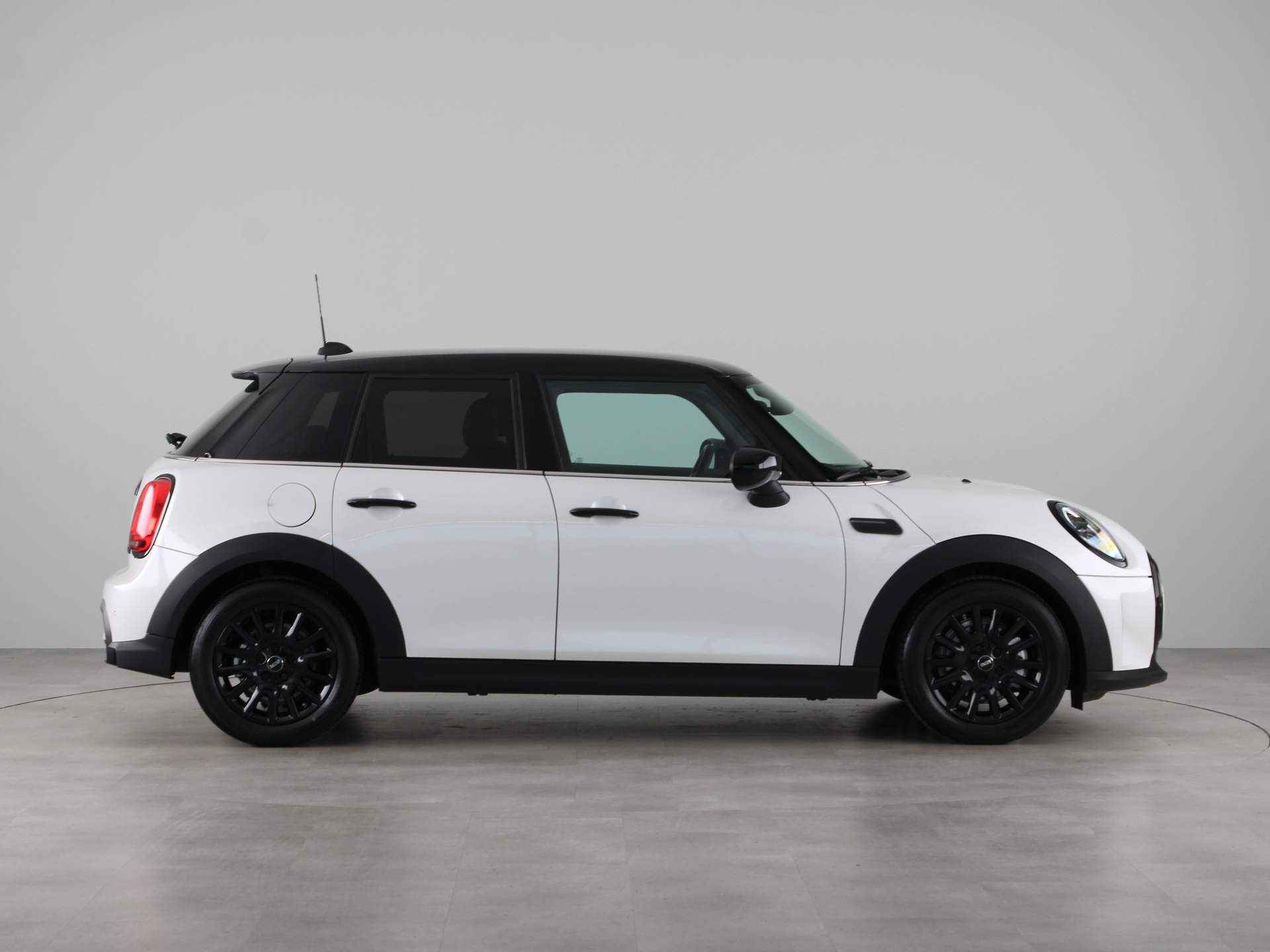 MINI 5-deurs Cooper Camden Edition Aut. - 9/23