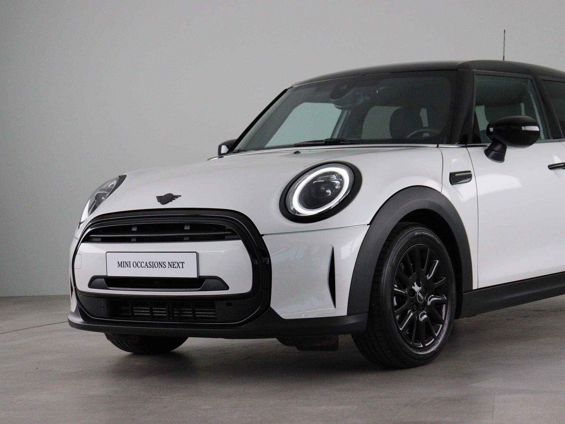 MINI 5-deurs Cooper Camden Edition Aut. - 21/23