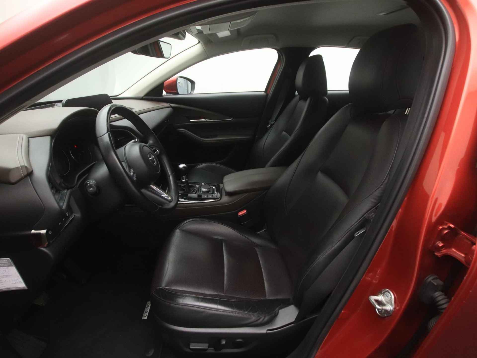Mazda CX-30 2.0 SkyActiv-G Comfort met leer pakket en afneembare trekhaak : dealer onderhouden - 13/44