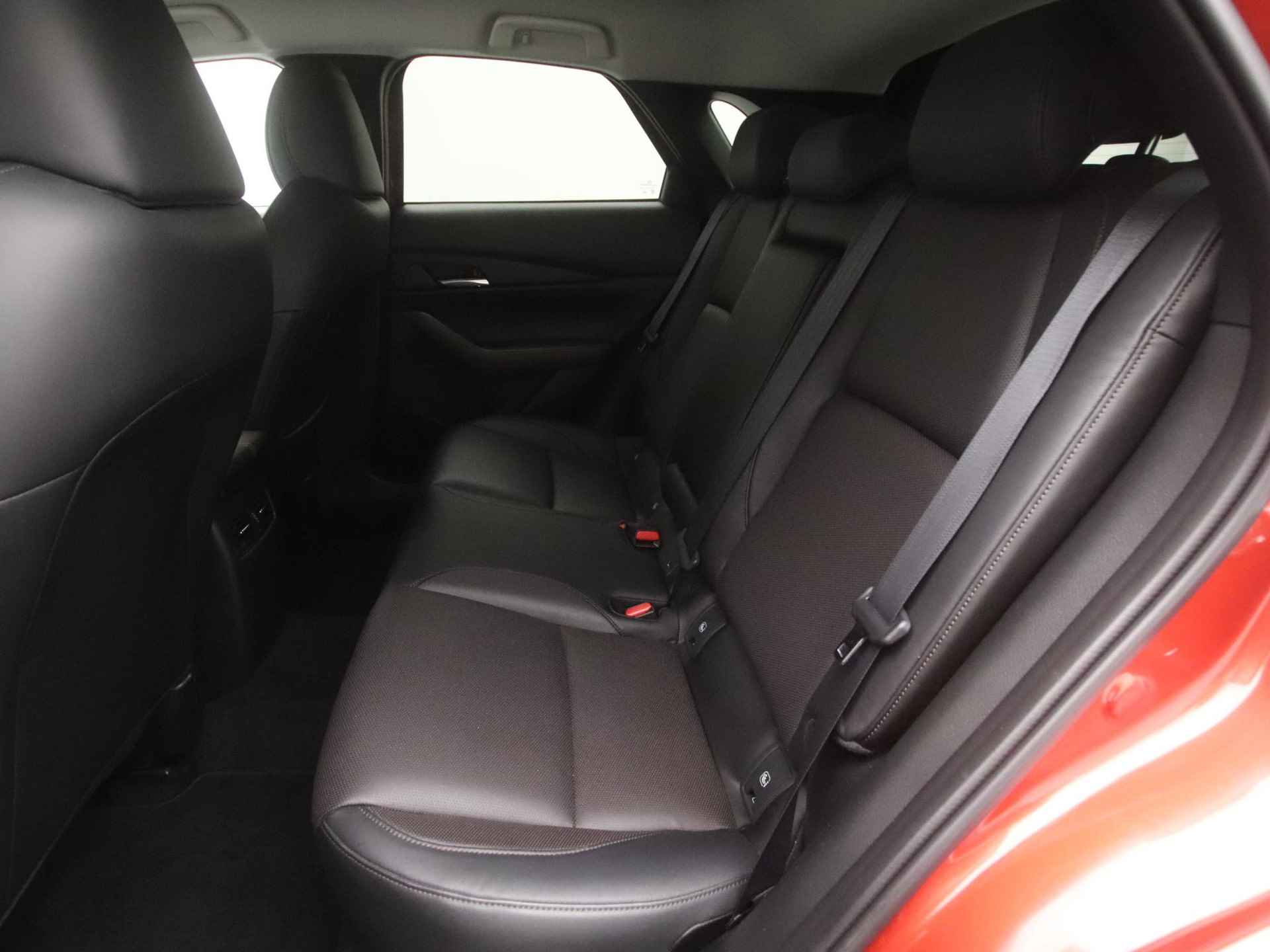 Mazda CX-30 2.0 SkyActiv-G Comfort met leer pakket en afneembare trekhaak : dealer onderhouden - 14/44