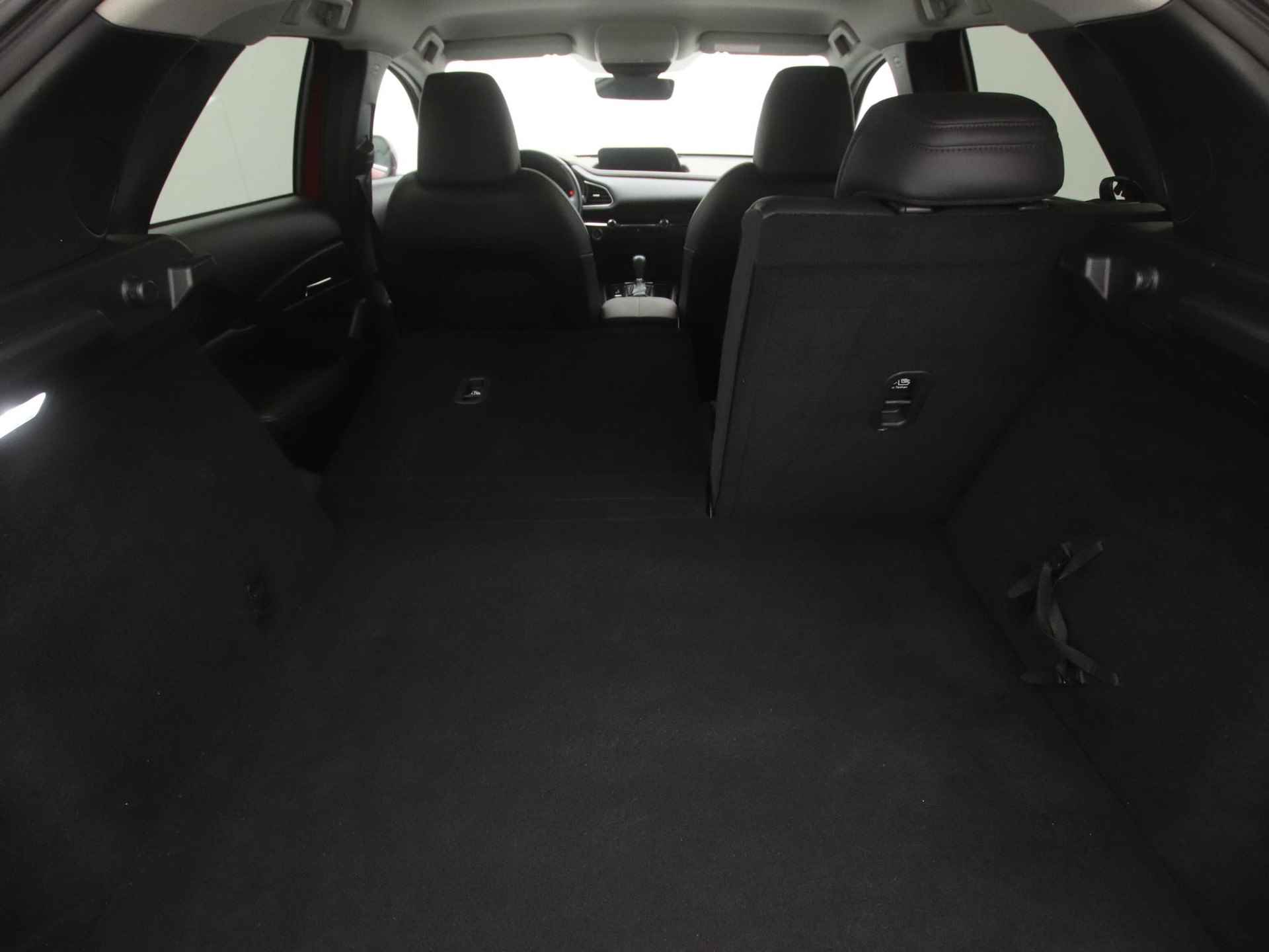 Mazda CX-30 2.0 SkyActiv-G Comfort met leer pakket en afneembare trekhaak : dealer onderhouden - 17/44