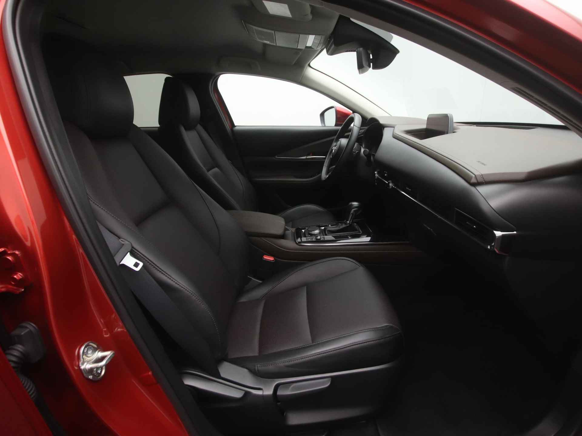 Mazda CX-30 2.0 SkyActiv-G Comfort met leer pakket en afneembare trekhaak : dealer onderhouden - 19/44