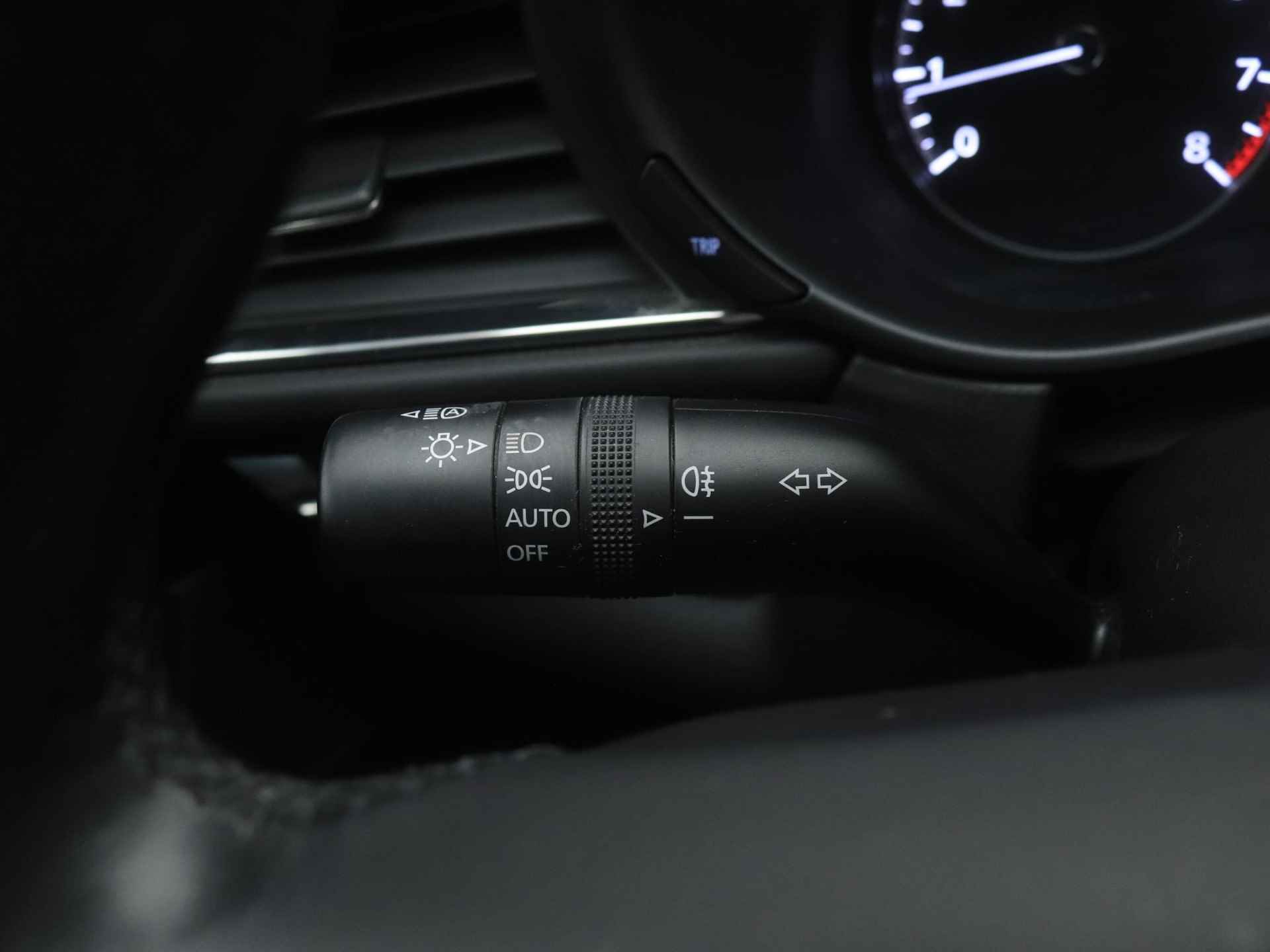 Mazda CX-30 2.0 SkyActiv-G Comfort met leer pakket en afneembare trekhaak : dealer onderhouden - 23/44
