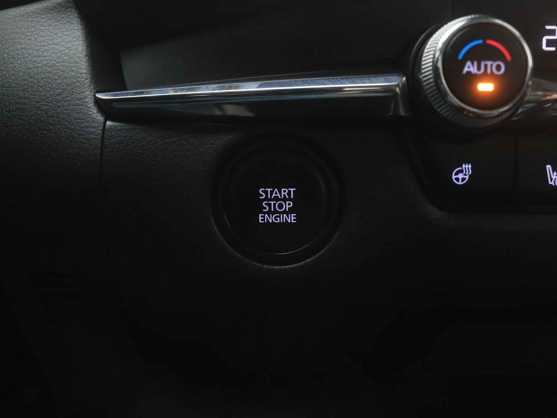 Mazda CX-30 2.0 SkyActiv-G Comfort met leer pakket en afneembare trekhaak : dealer onderhouden - 26/44