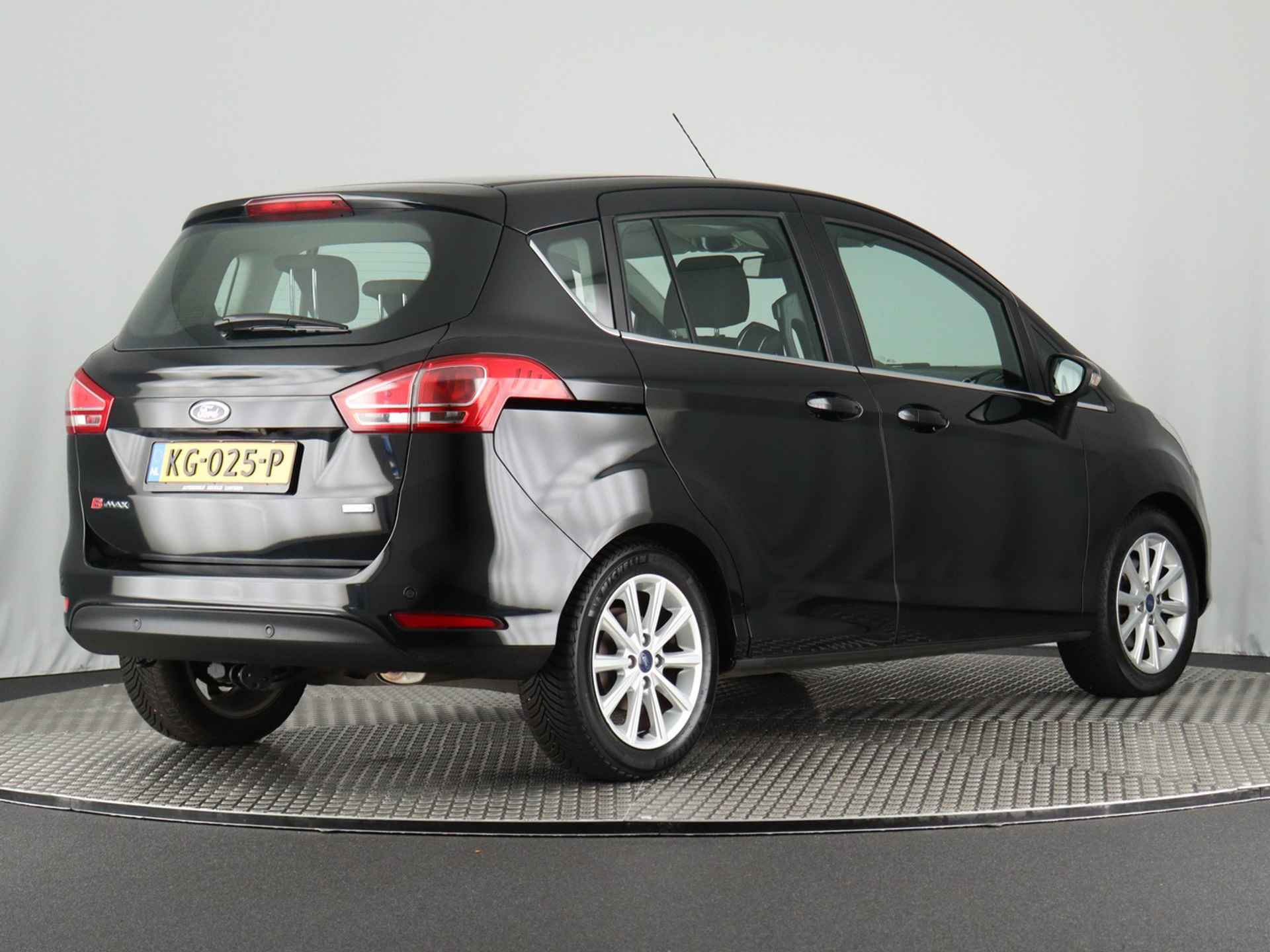 Ford B-MAX 1.0 EcoBoost Titanium (NL-Auto / Trekhaak! / Camera / Navi / Cruise - 4/43