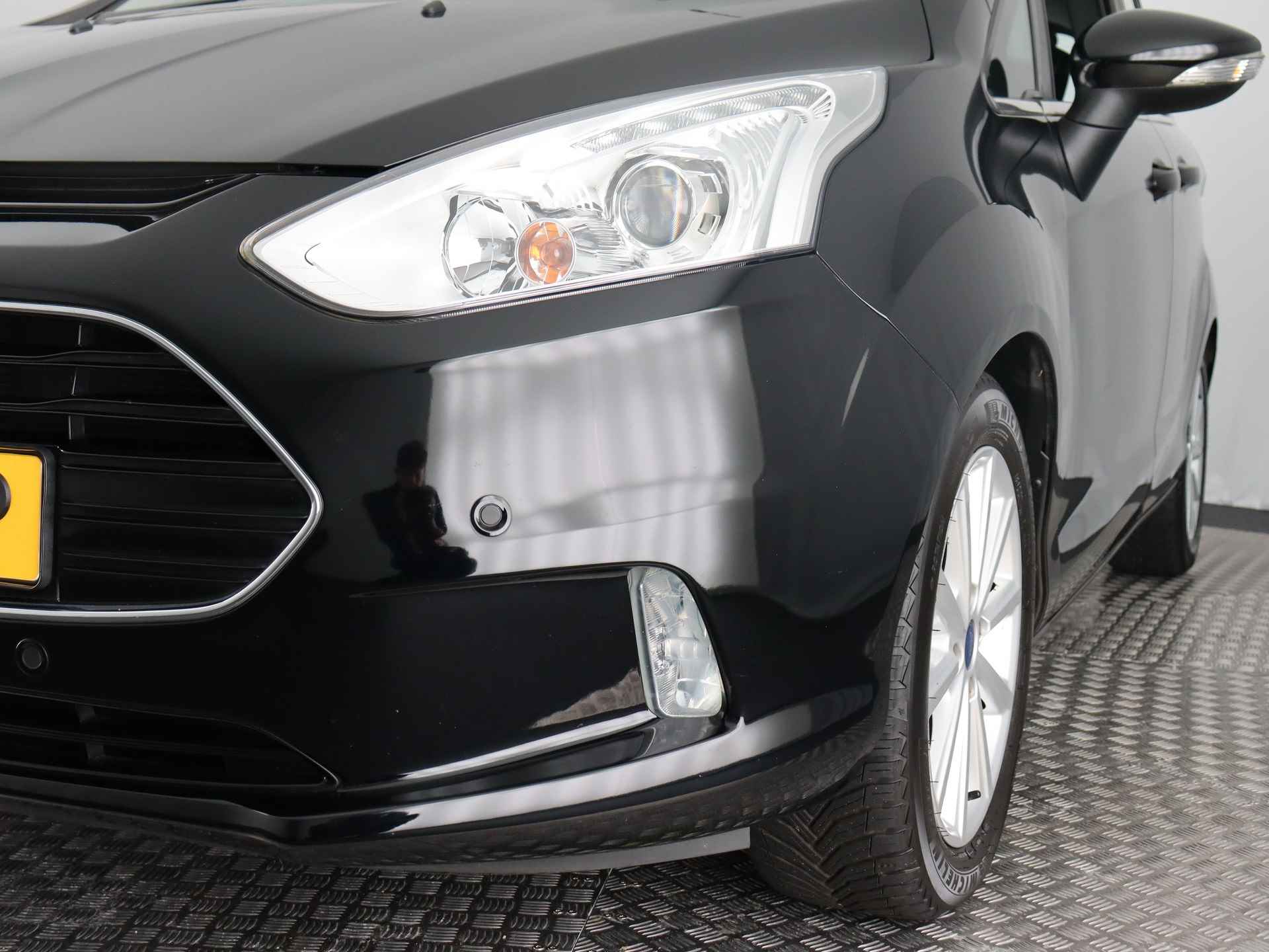 Ford B-MAX 1.0 EcoBoost Titanium (NL-Auto / Trekhaak! / Camera / Navi / Cruise - 6/43