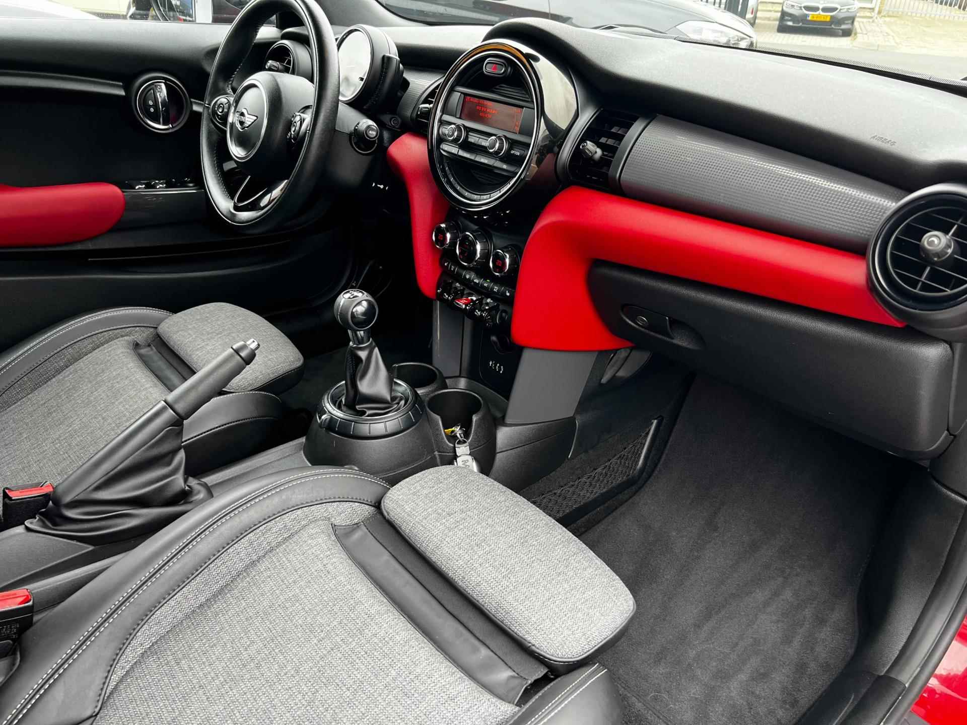 Mini Cabrio 1.5 Cooper Chili BLACK & RED EDITION/// - 14/49