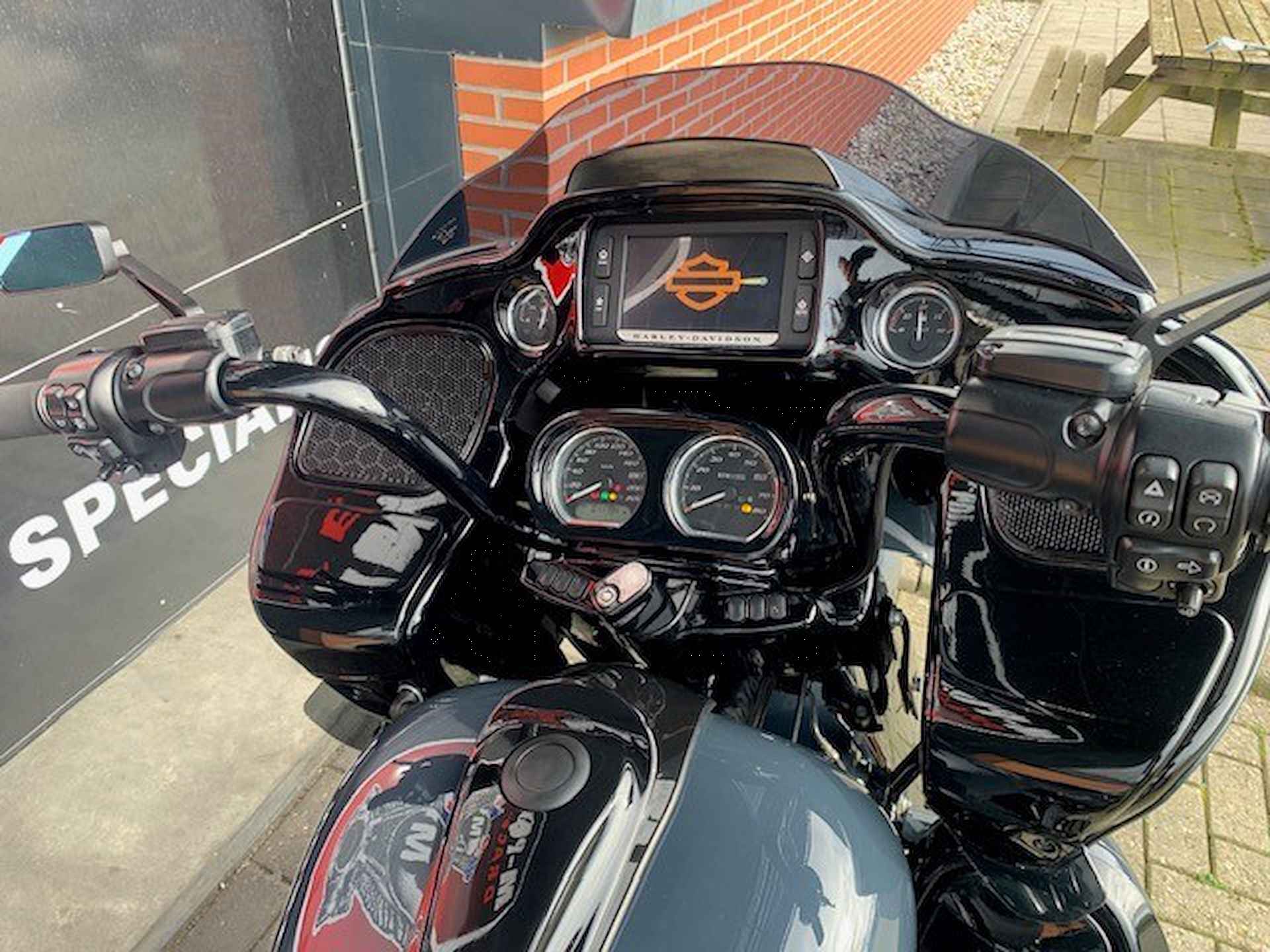 Harley-Davidson FLTRXS ROADGLIDE SPECIAL ROAD - 12/17