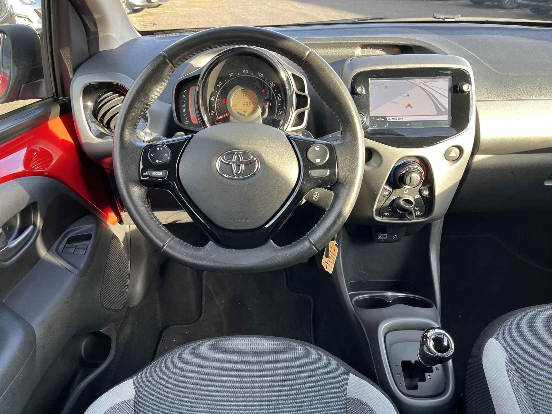 Toyota Aygo 1.0 VVT-i x-play | Navigatie | Apple CarPlay/Android auto | Achteruitrijcamera - 15/28