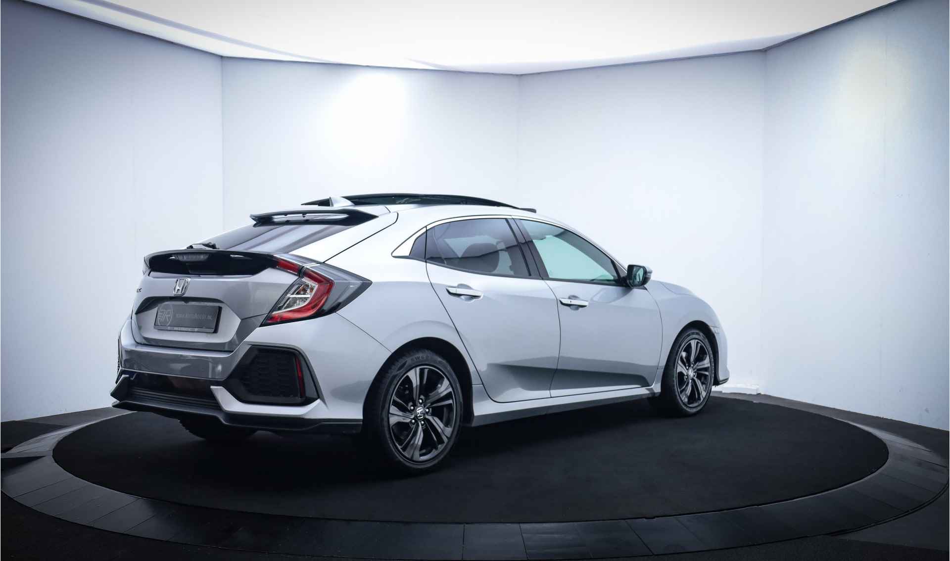 Honda Civic 1.5i-VTEC 182PK Aut.PRESTIGE SPORT PANO/FULL LED/CAMERA/CARPLAY/LEDER/NAVI/STOELVERW./BLINDSPOT/ACC/LMV - 5/26