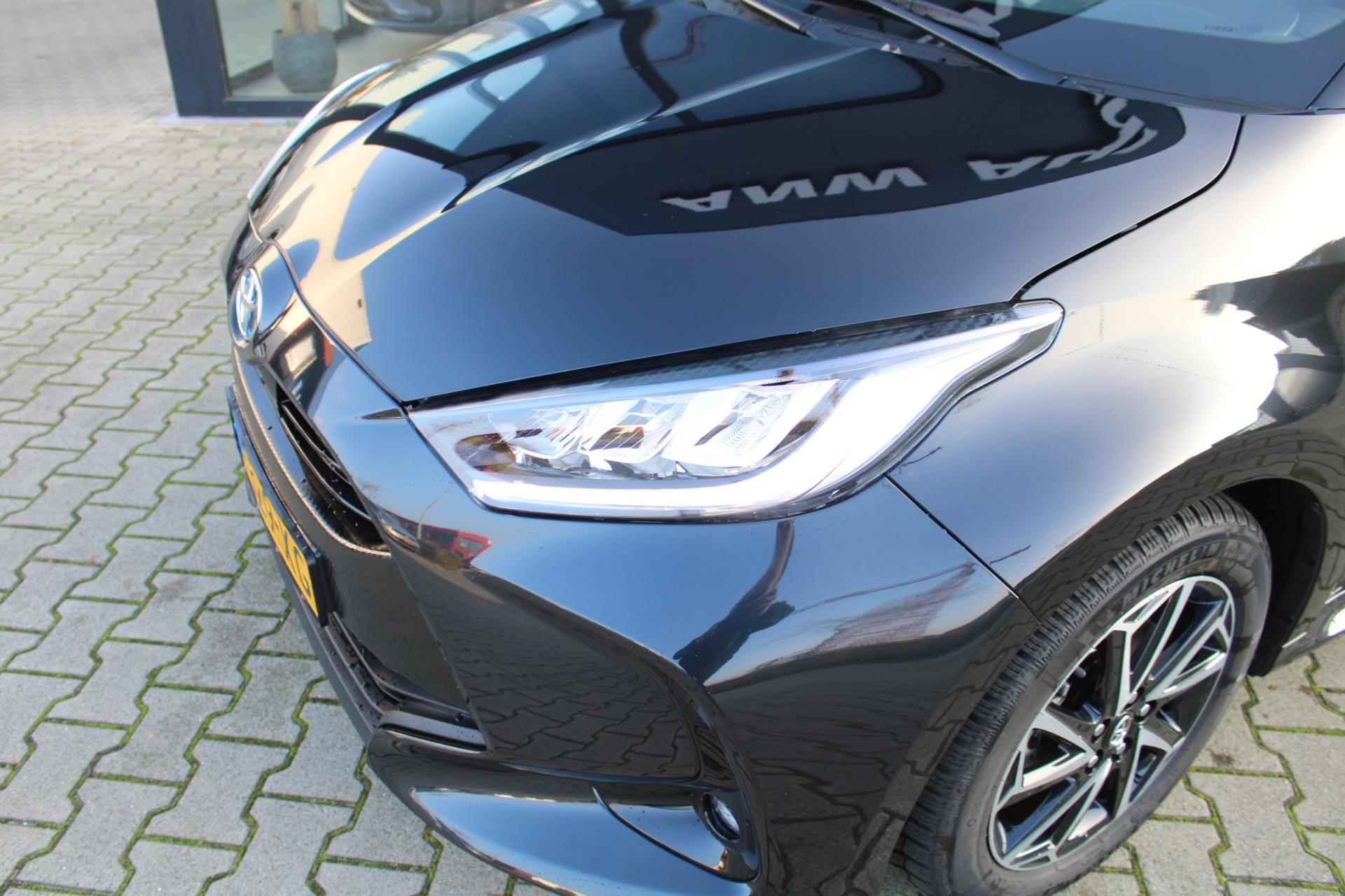 Toyota Yaris 1.5 Hybrid Business Plus Camera/Navigatie/NL auto - 4/14